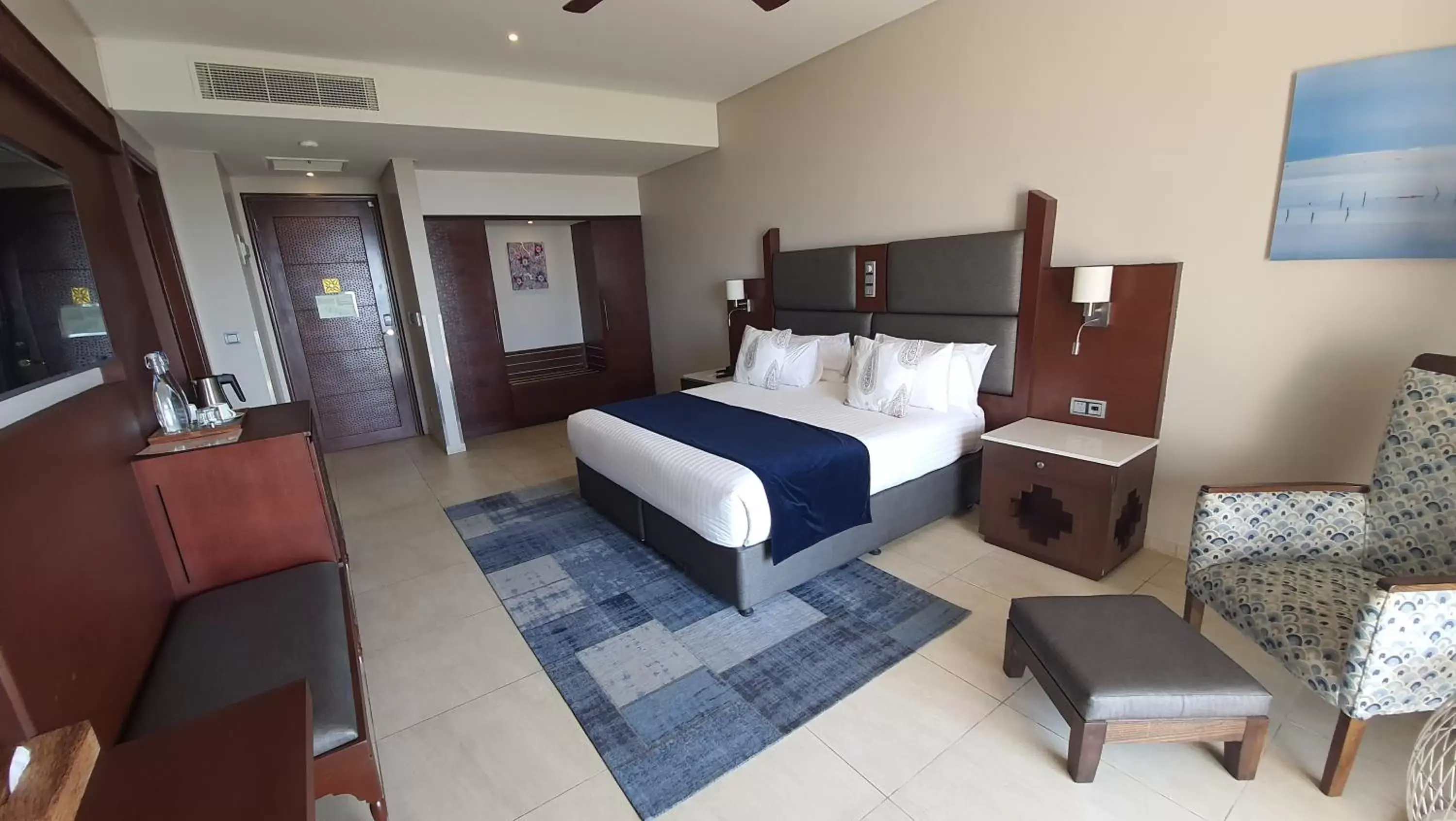 Photo of the whole room, Bed in Hotel Verde Zanzibar - Azam Luxury Resort and Spa