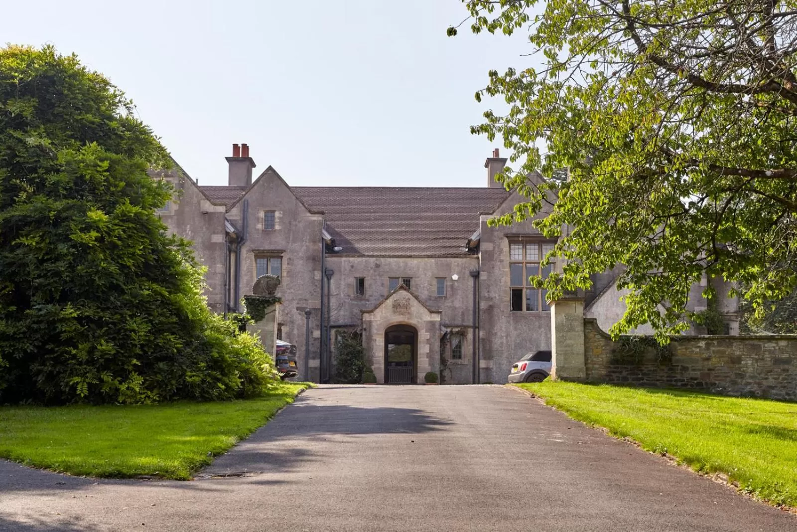 Facade/entrance in The Den at Backwell Down