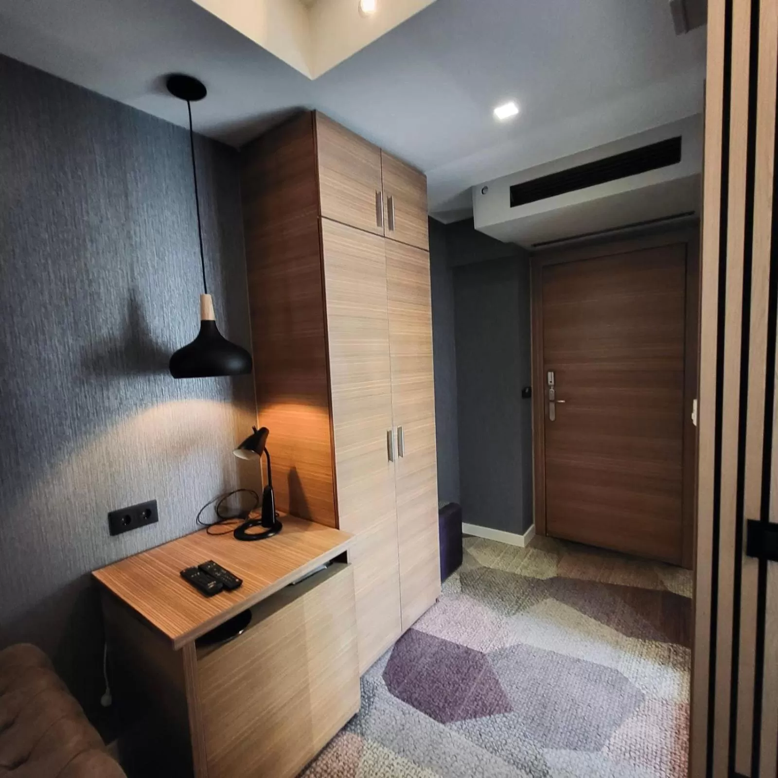 air conditioner in Hotel City View Deluxe