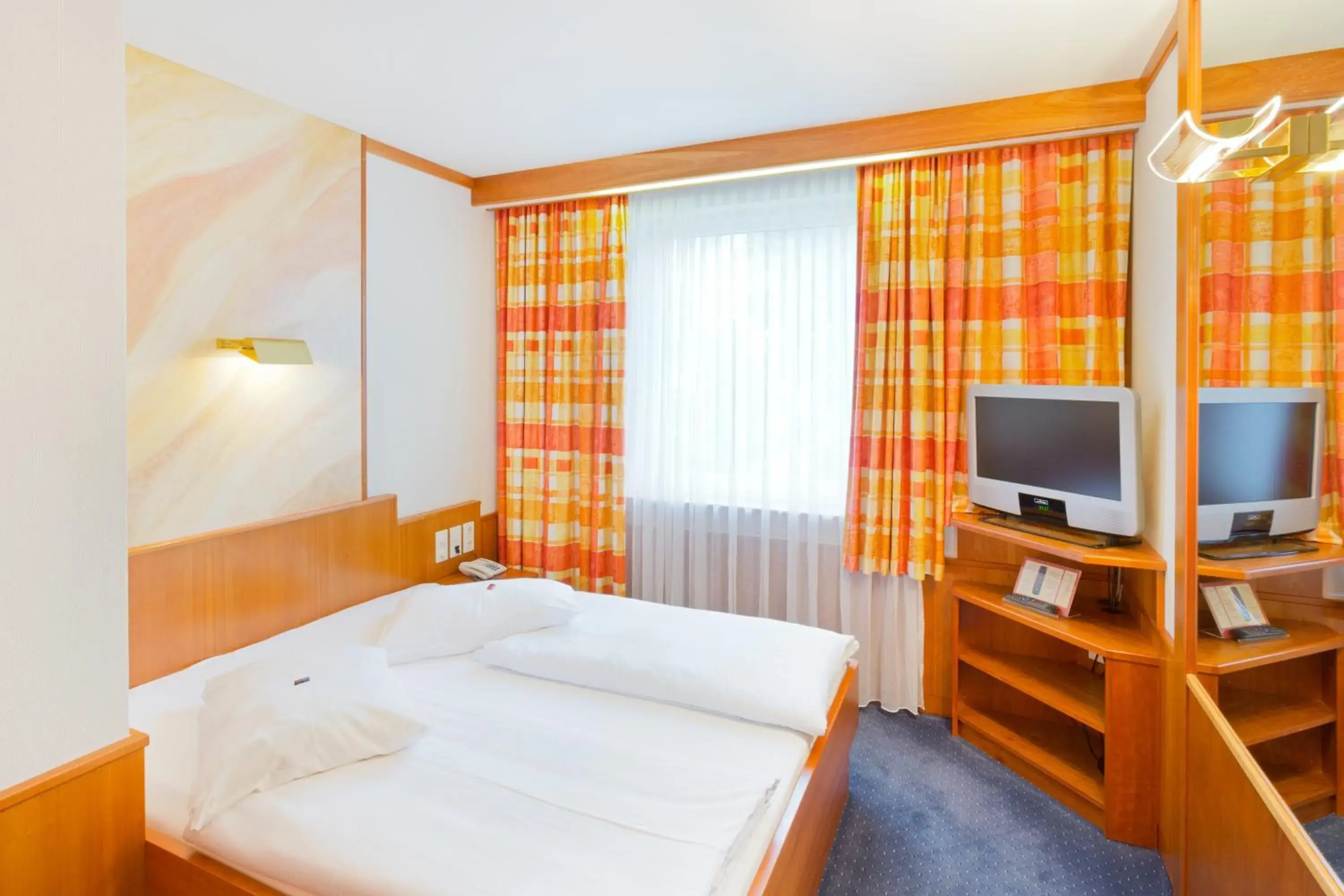 Comfort Double Room in Vienna Sporthotel