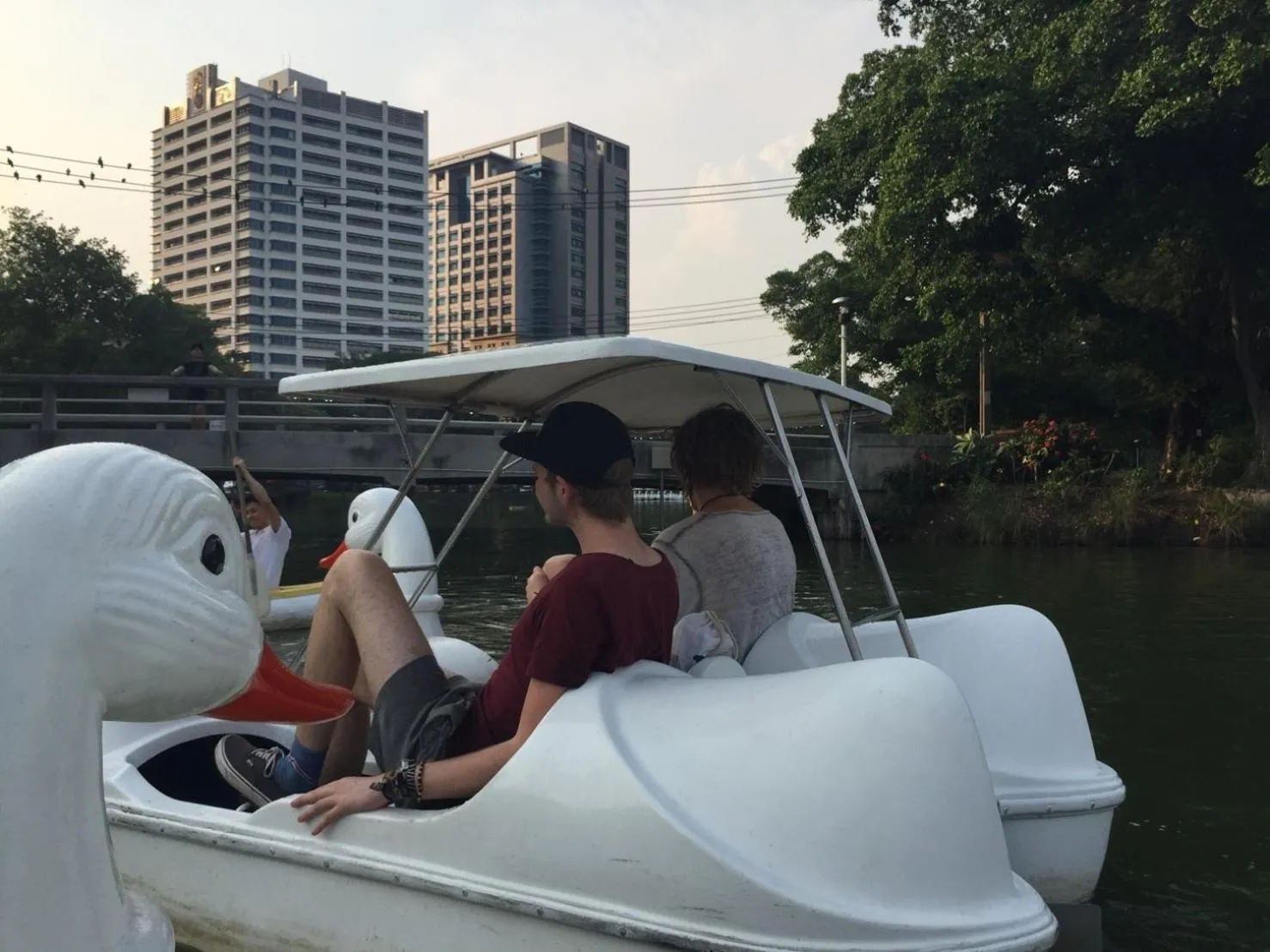 Sports in Glur Central Pratunam