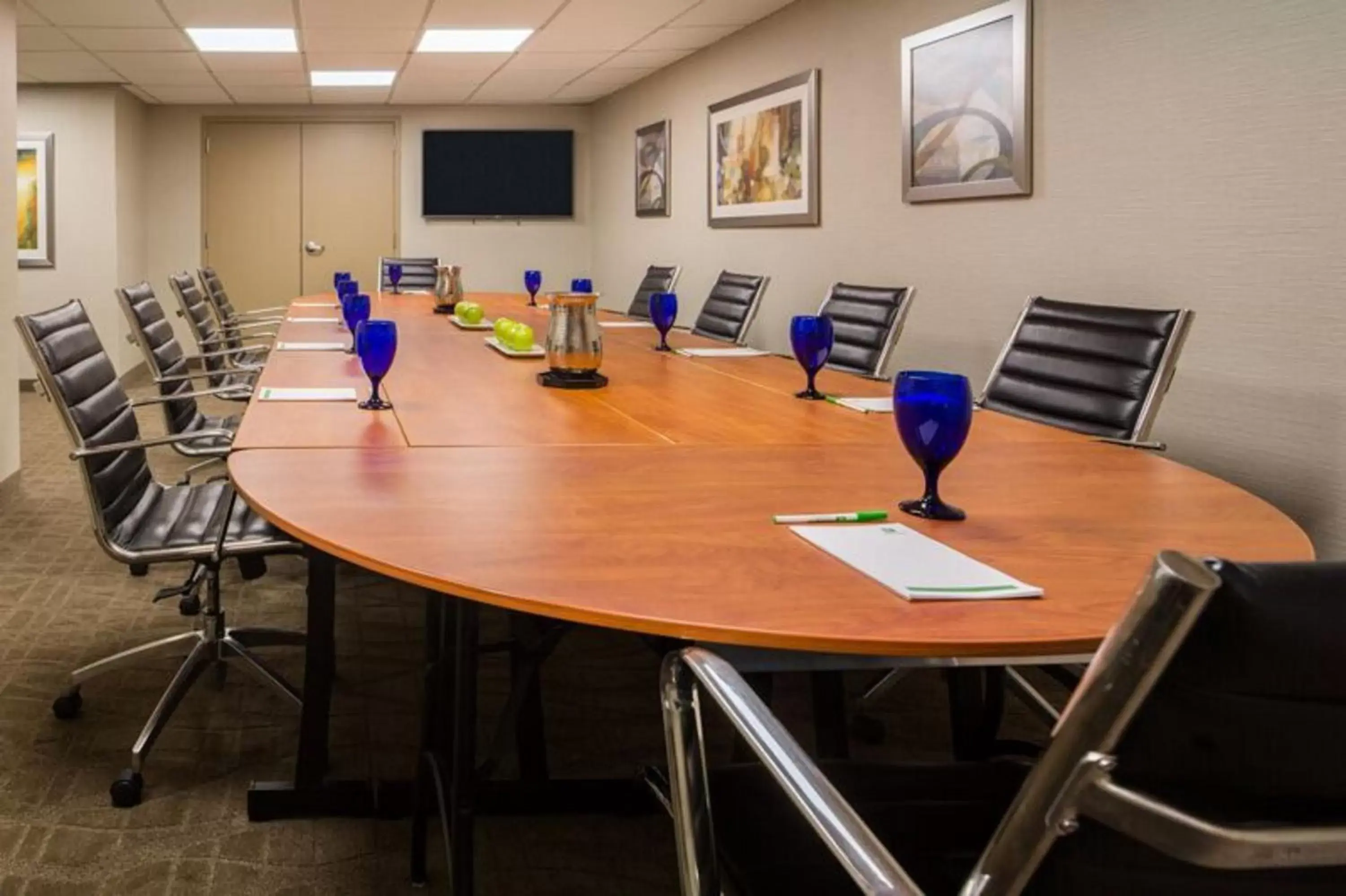 Meeting/conference room in Holiday Inn Columbia East-Jessup, an IHG Hotel