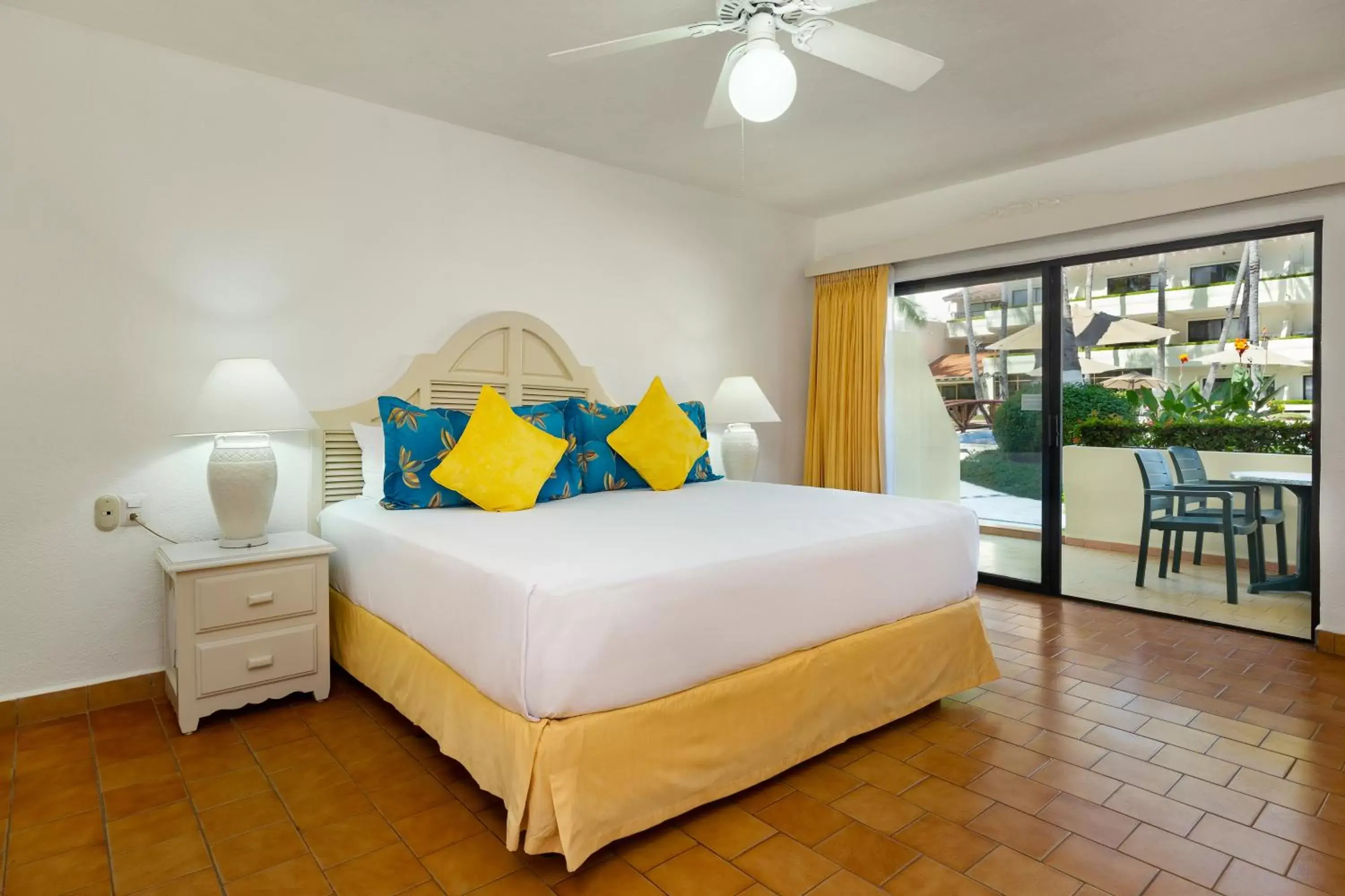 Bedroom, Bed in Villa del Palmar Beach Resort & Spa Puerto Vallarta