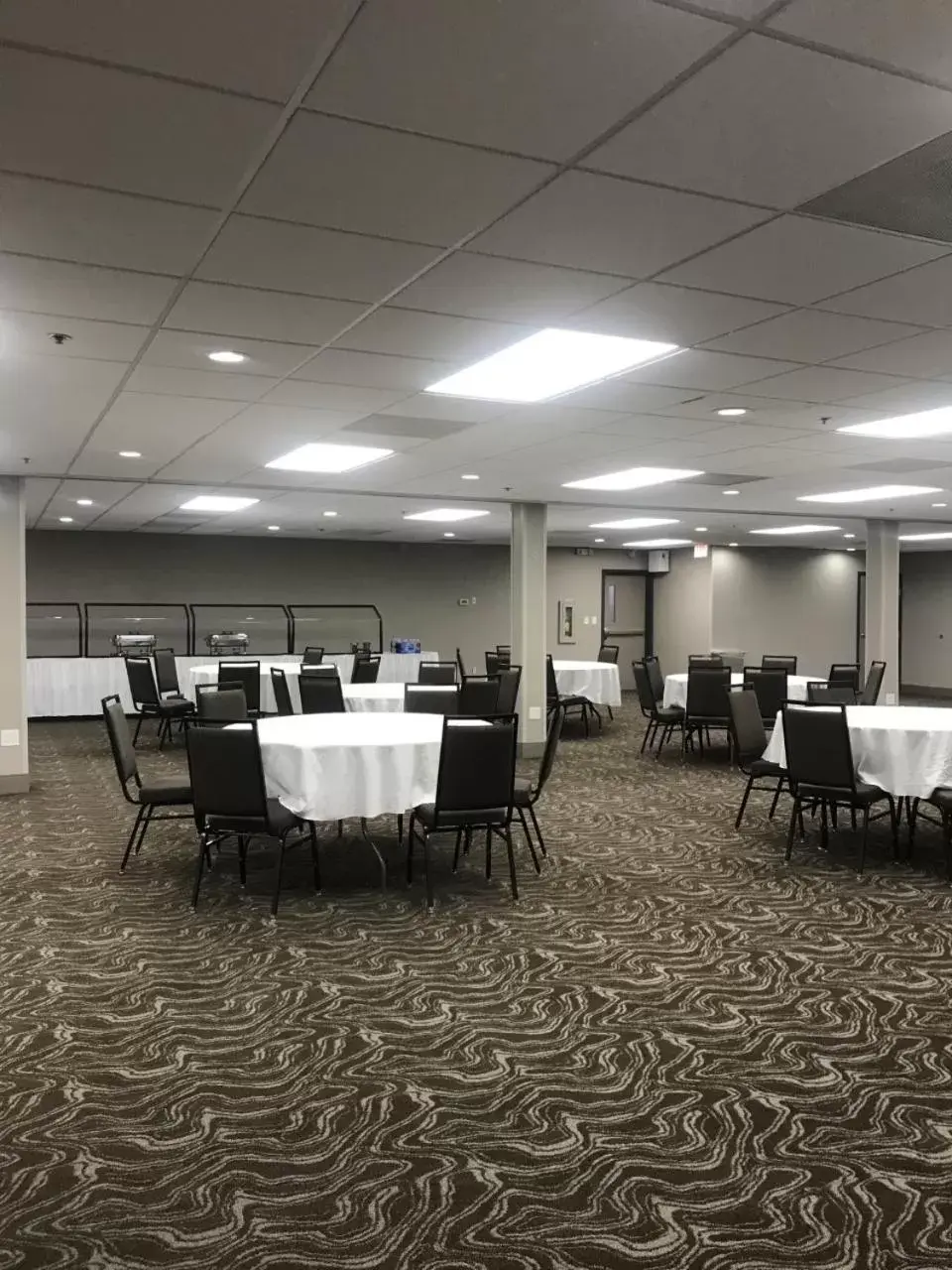 Business facilities, Restaurant/Places to Eat in Country Inn & Suites by Radisson, Fargo, ND