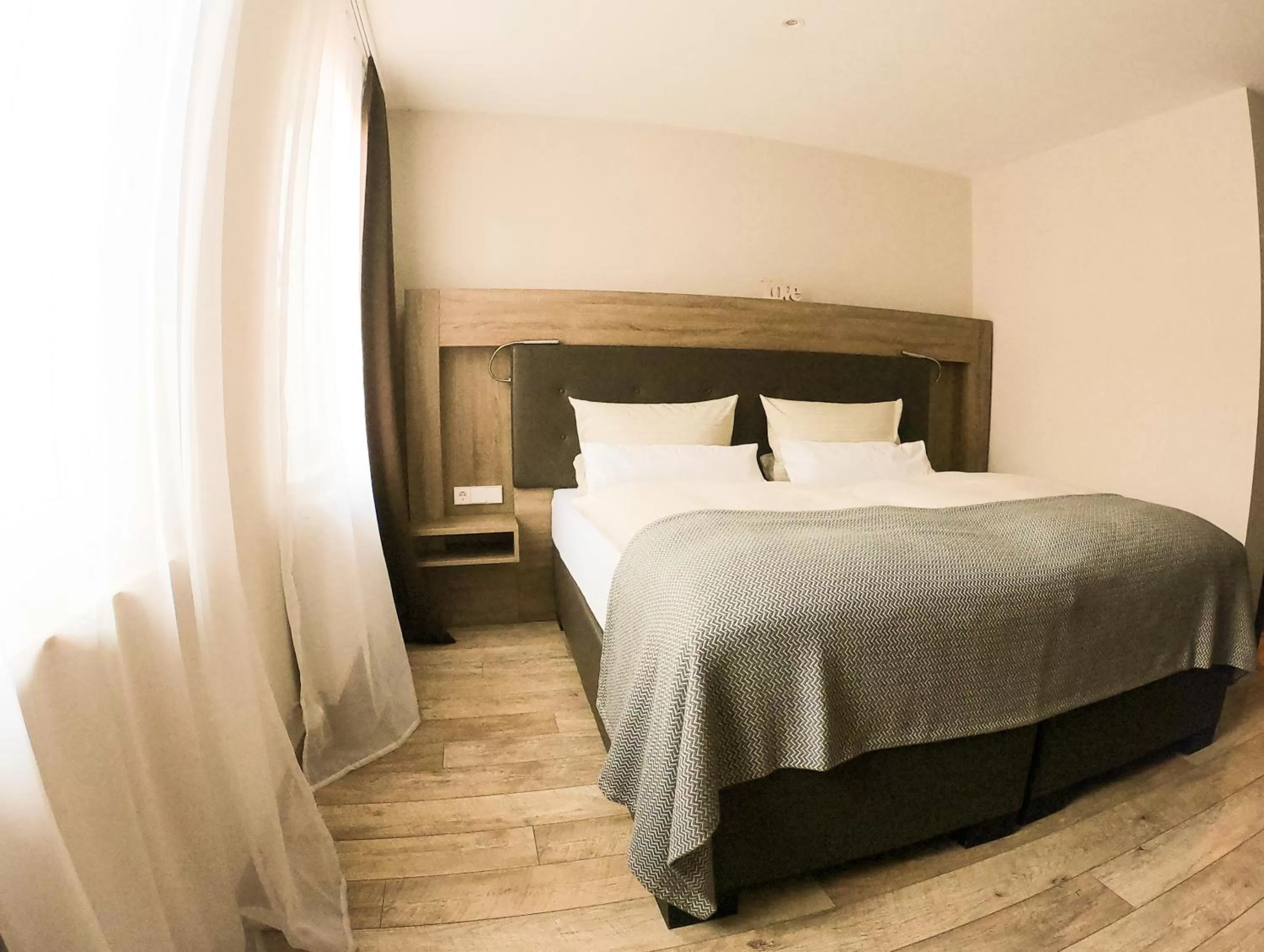 Photo of the whole room, Bed in Hotel Langhans