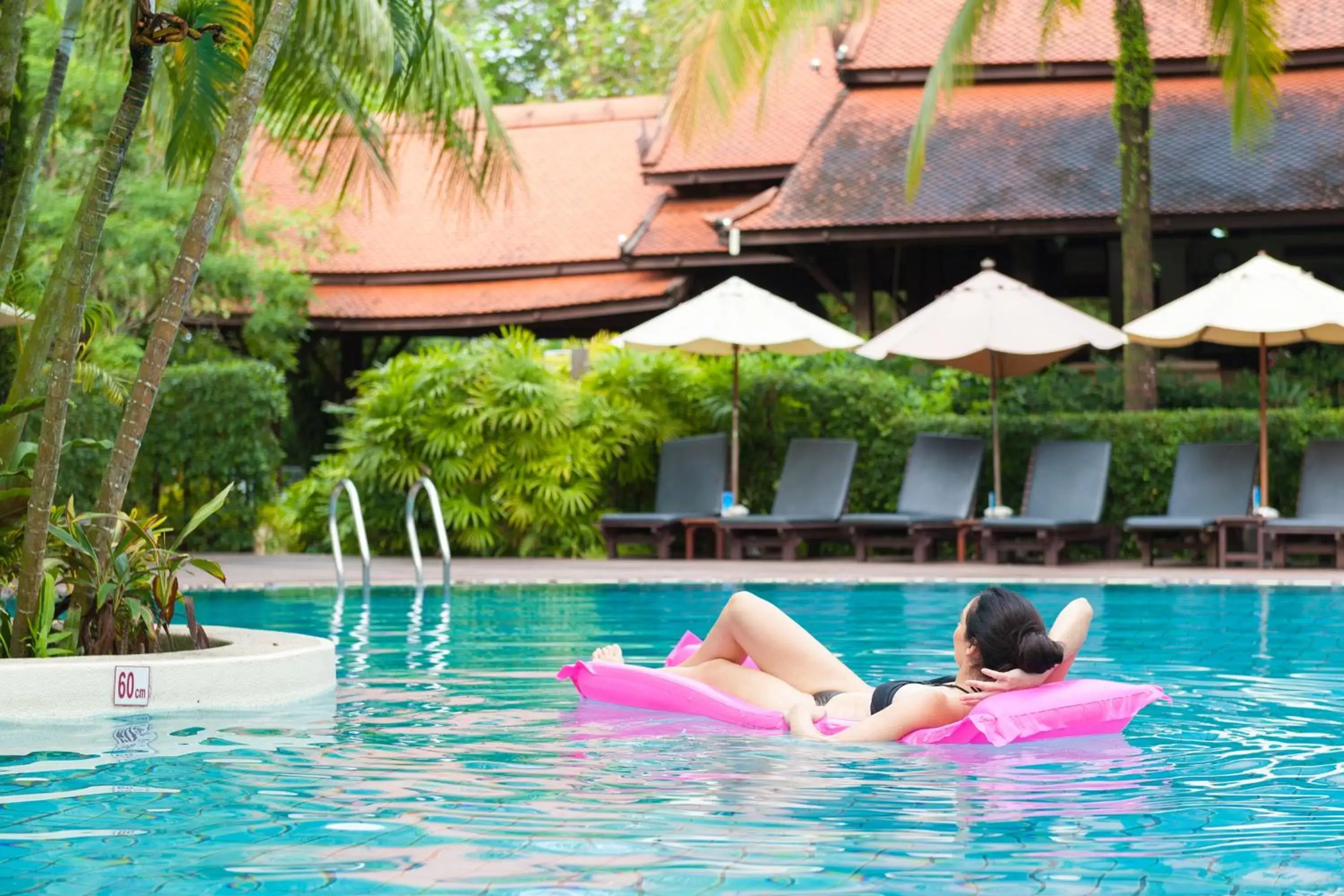 Swimming pool in Khaolak Bhandari Resort & Spa Swimming pool in Khaolak Bhandari Resort & Spa