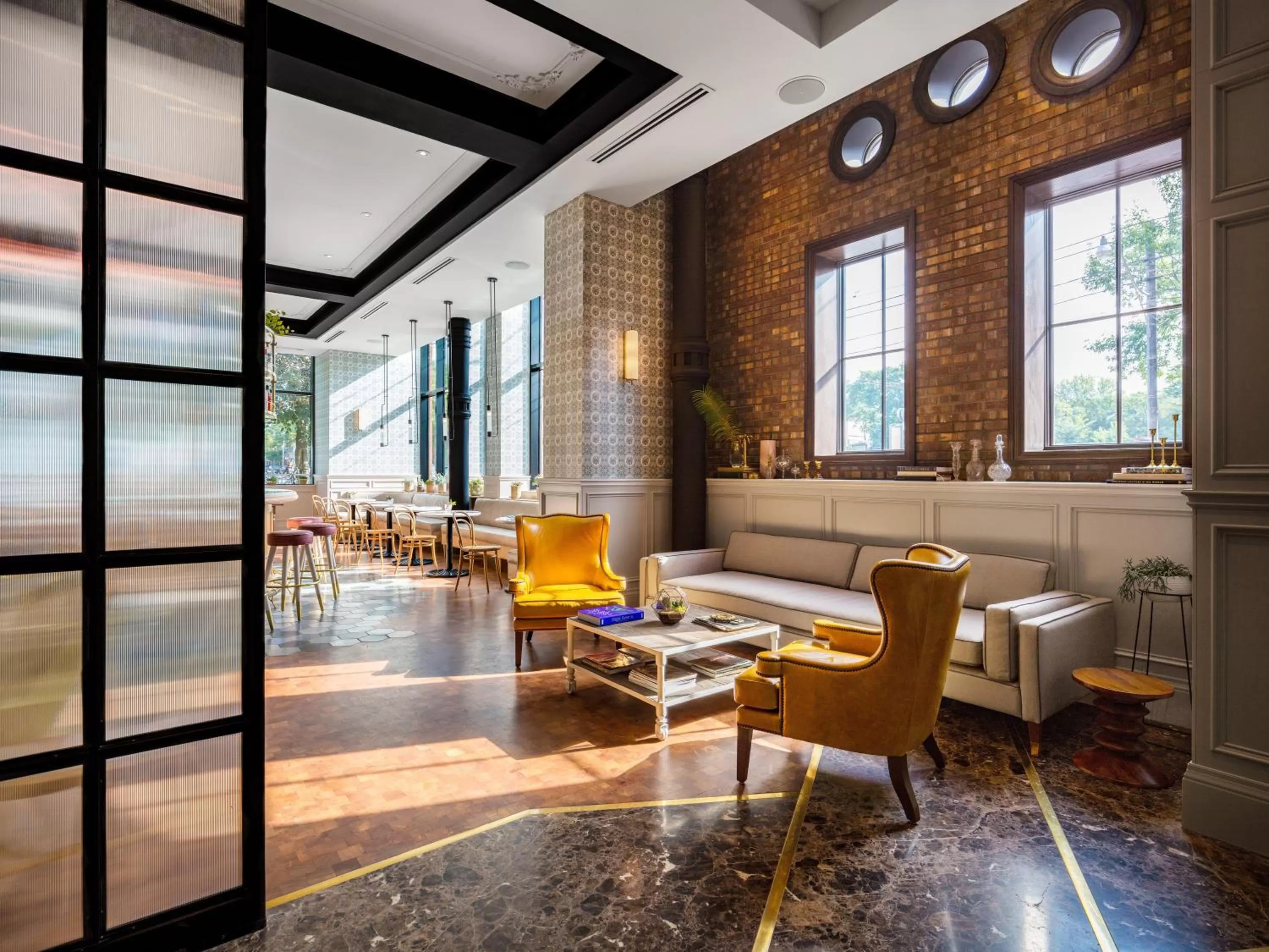 Lounge or bar in The Broadview Hotel