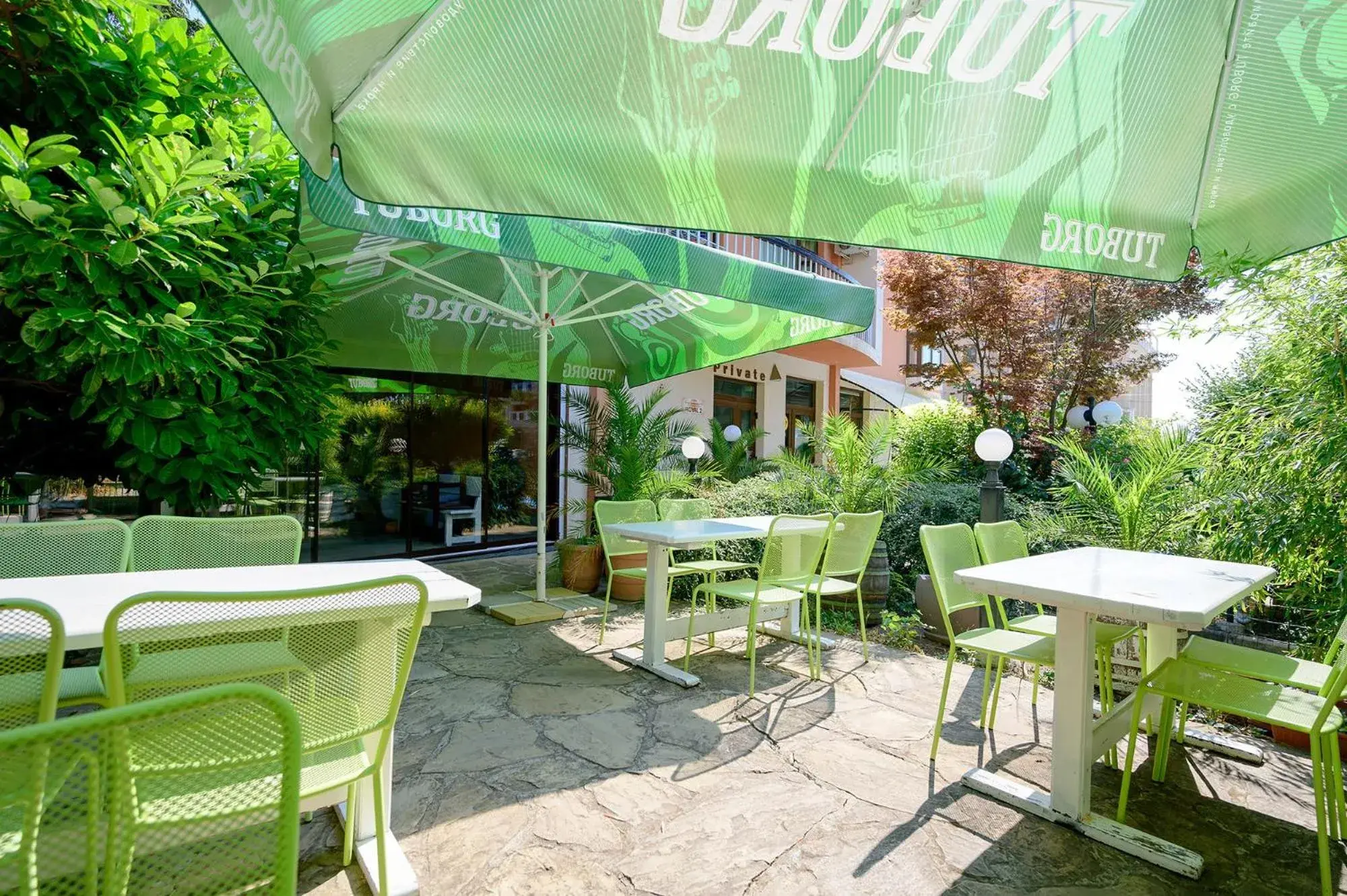 Restaurant/places to eat in Royal Beach Restaurant/places to eat in Royal Beach