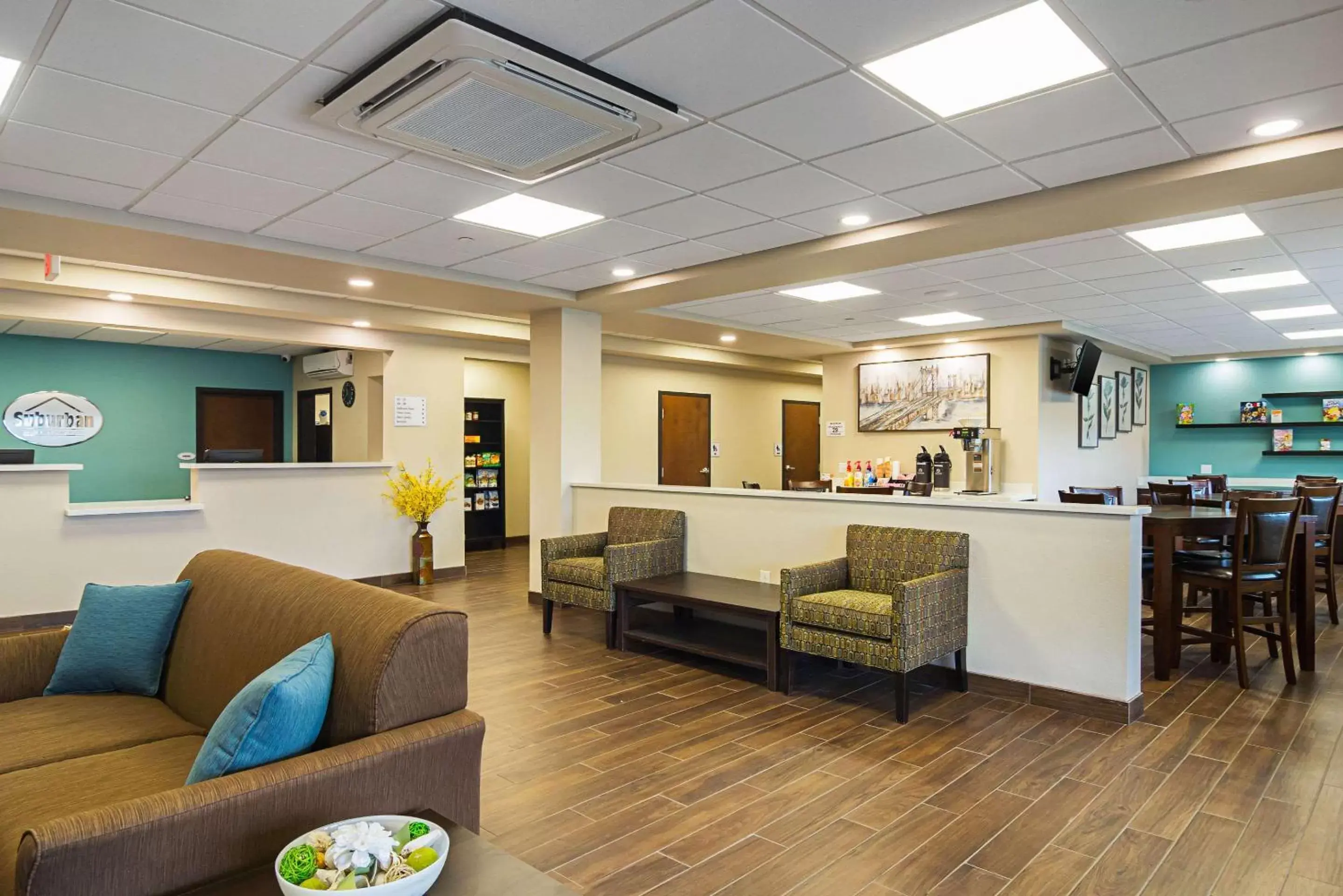 Lobby or reception in Suburban Studios Monaca - Pittsburgh Lobby or reception in Suburban Studios Monaca - Pittsburgh