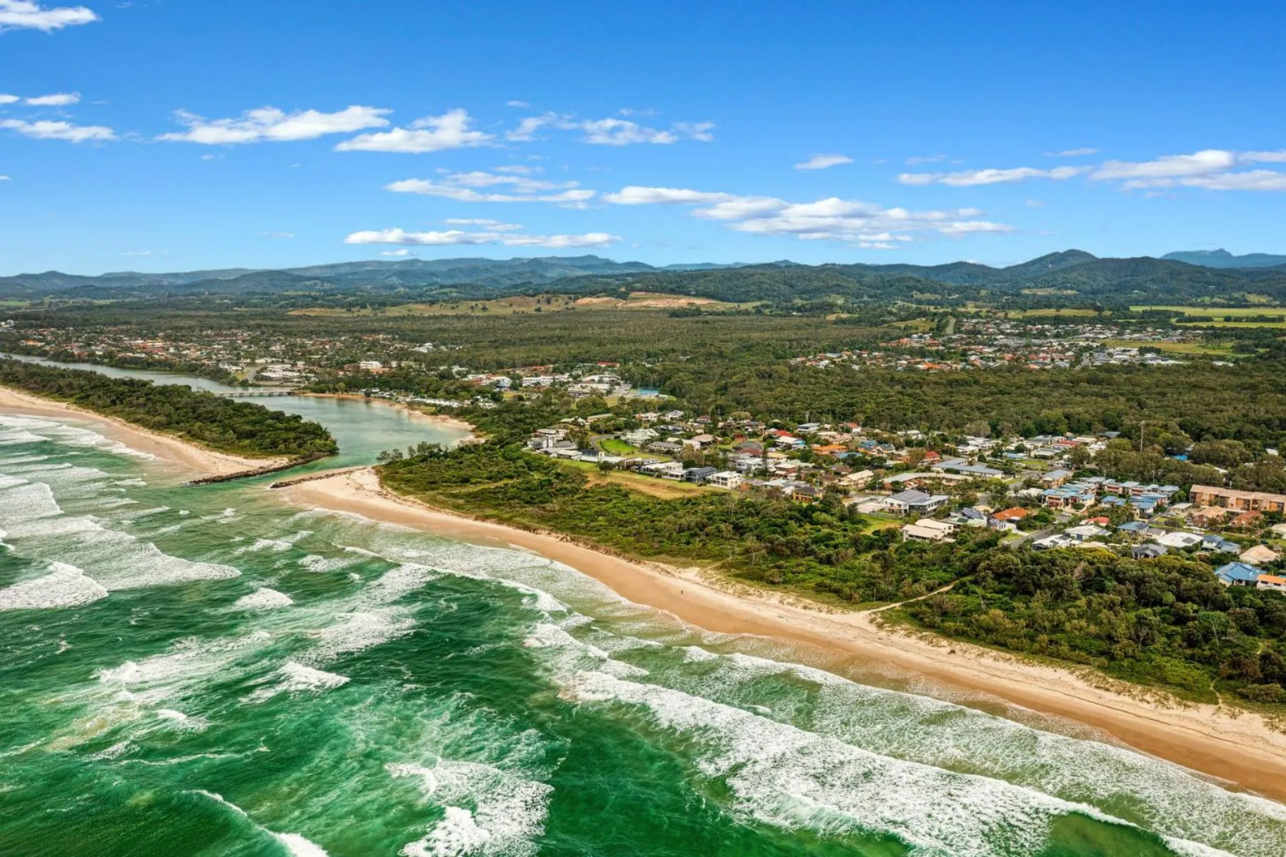 Property building in Pottsville Beach Motel