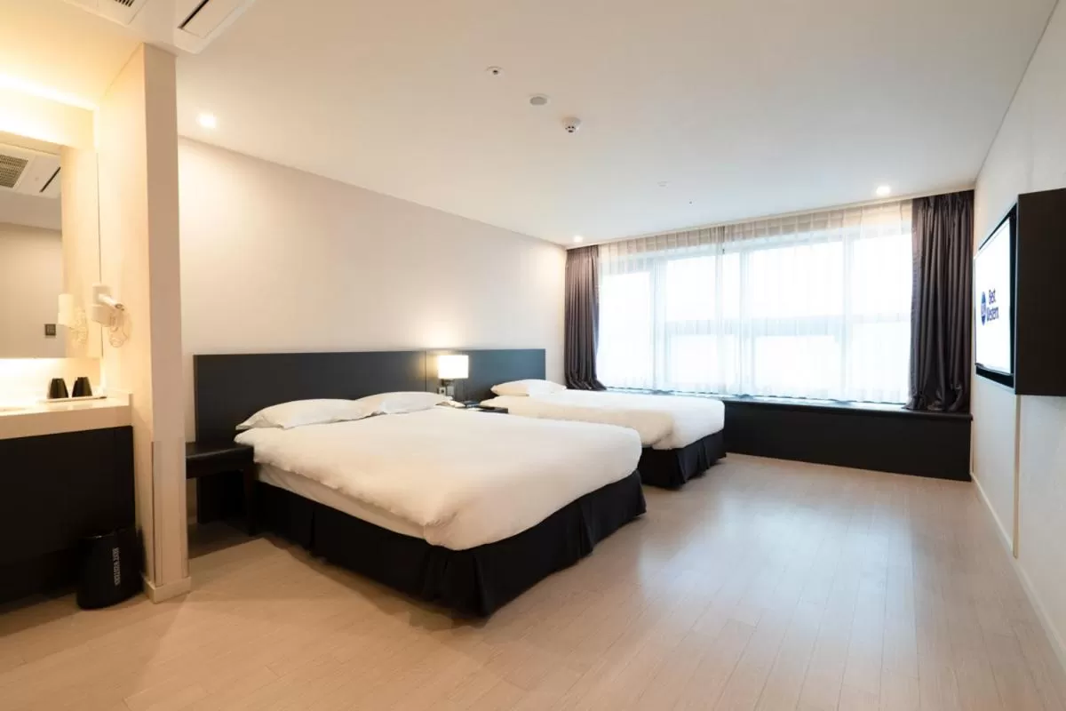 Bed in Best Western Jeju Hotel