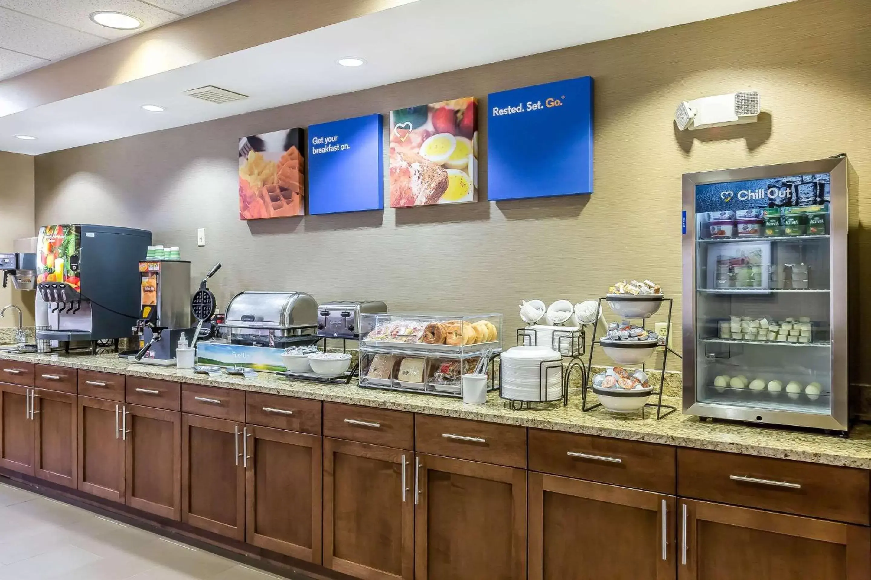 Restaurant/places to eat in Comfort Inn
