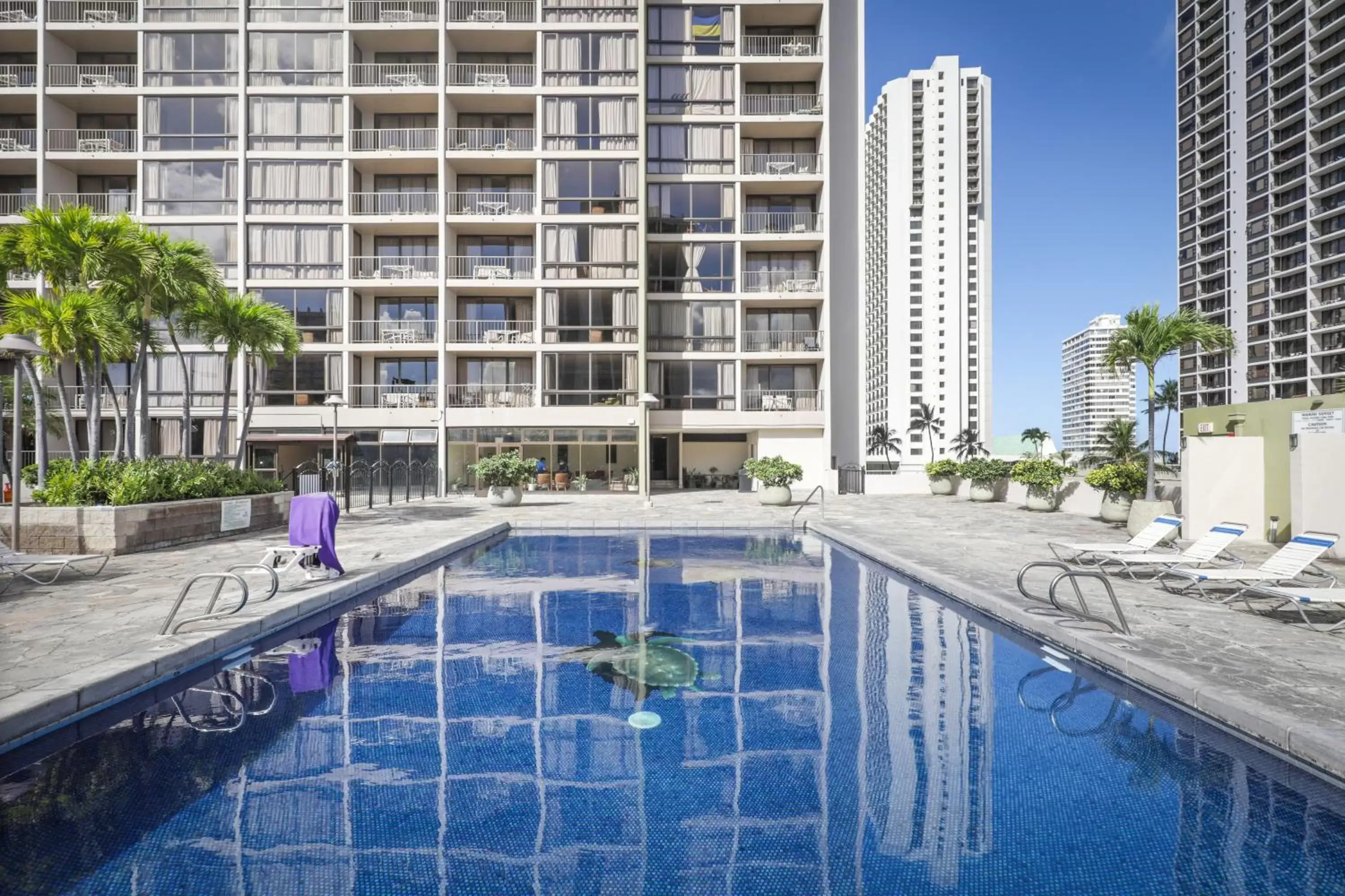 Pool view, Swimming Pool in Aston Waikiki Sunset