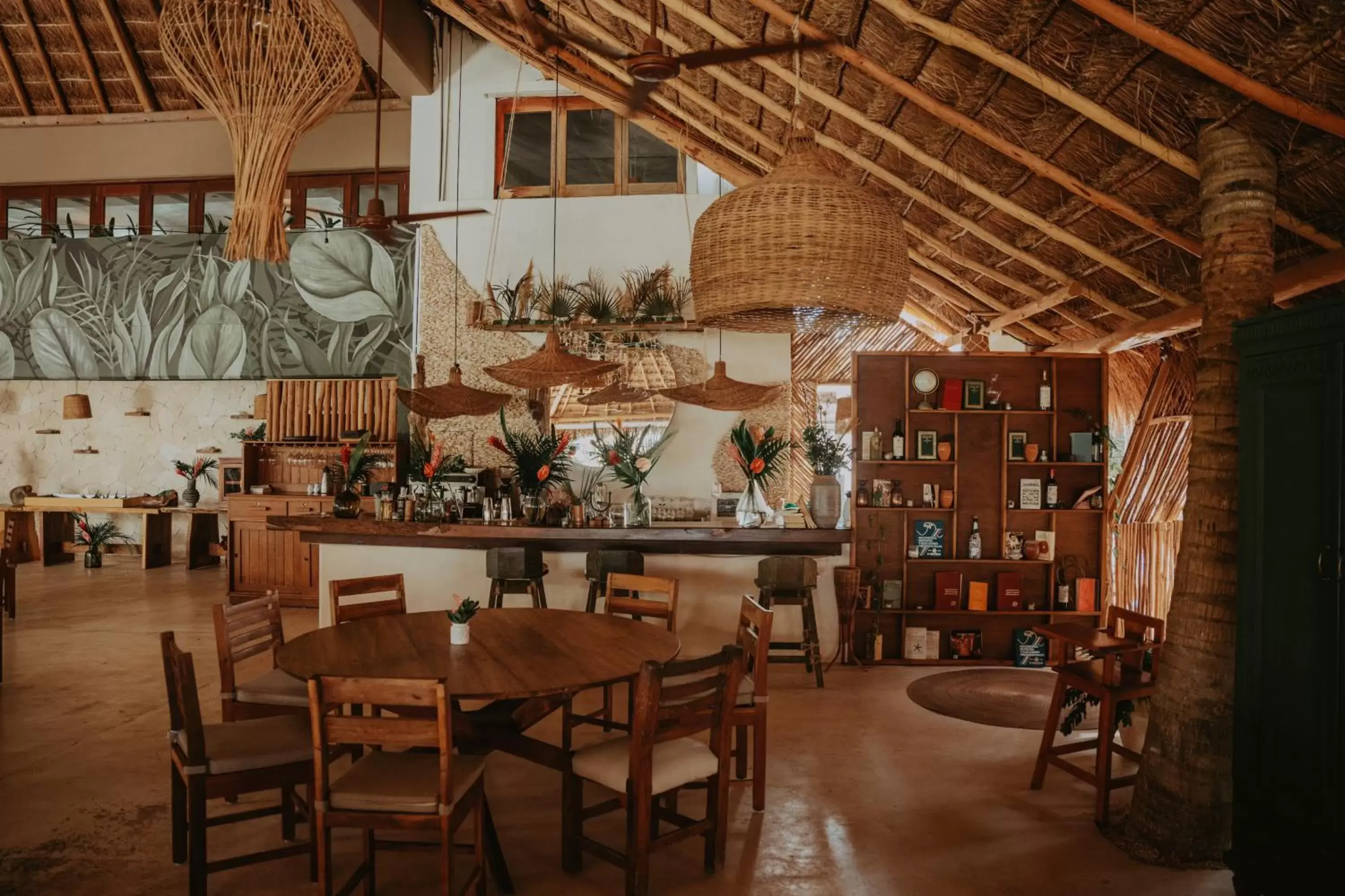 Restaurant/places to eat in Petit Lafitte Beach Front Hotel & Bungalows Restaurant/places to eat in Petit Lafitte Beach Front Hotel & Bungalows