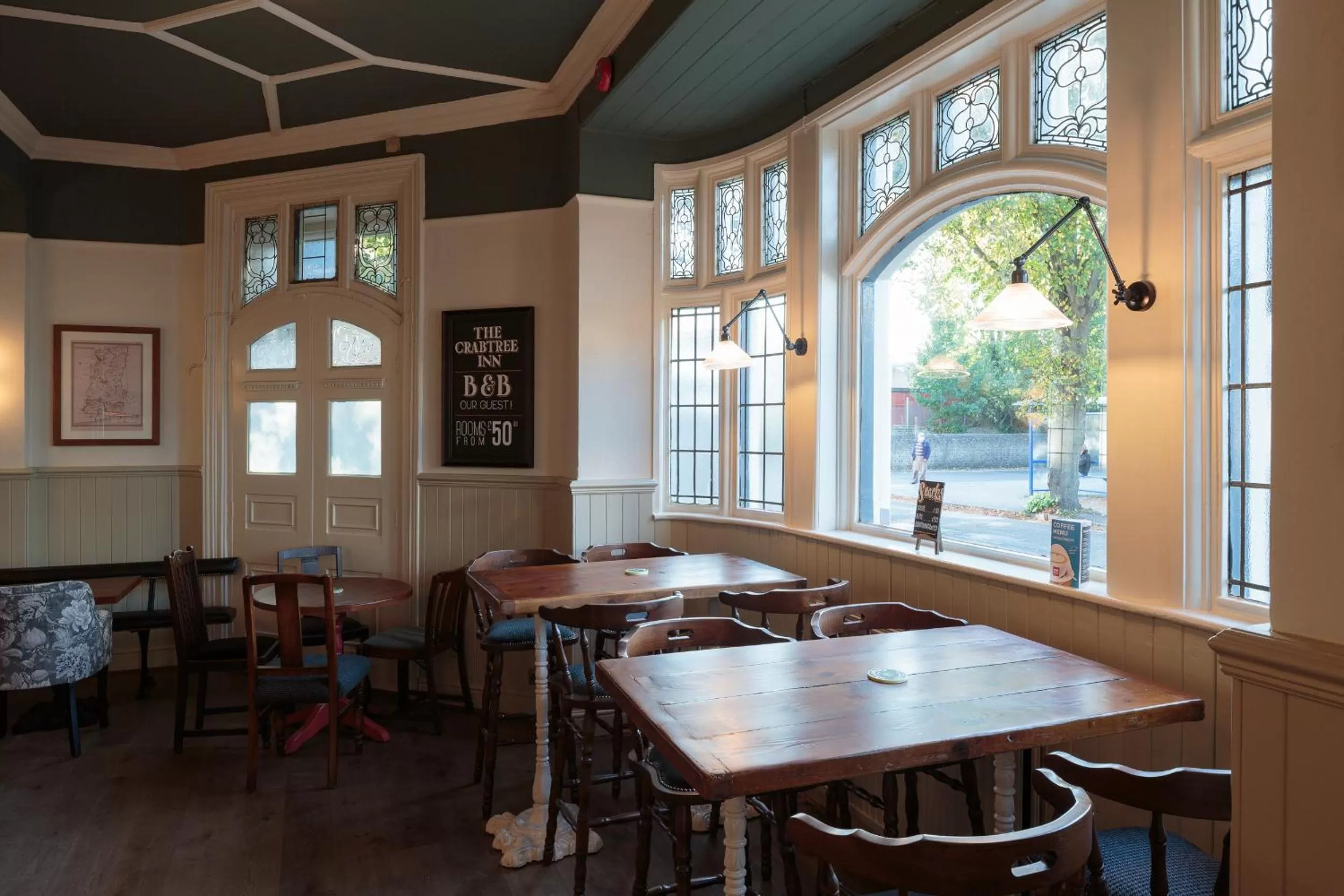 Lounge or bar in The Crabtree Inn