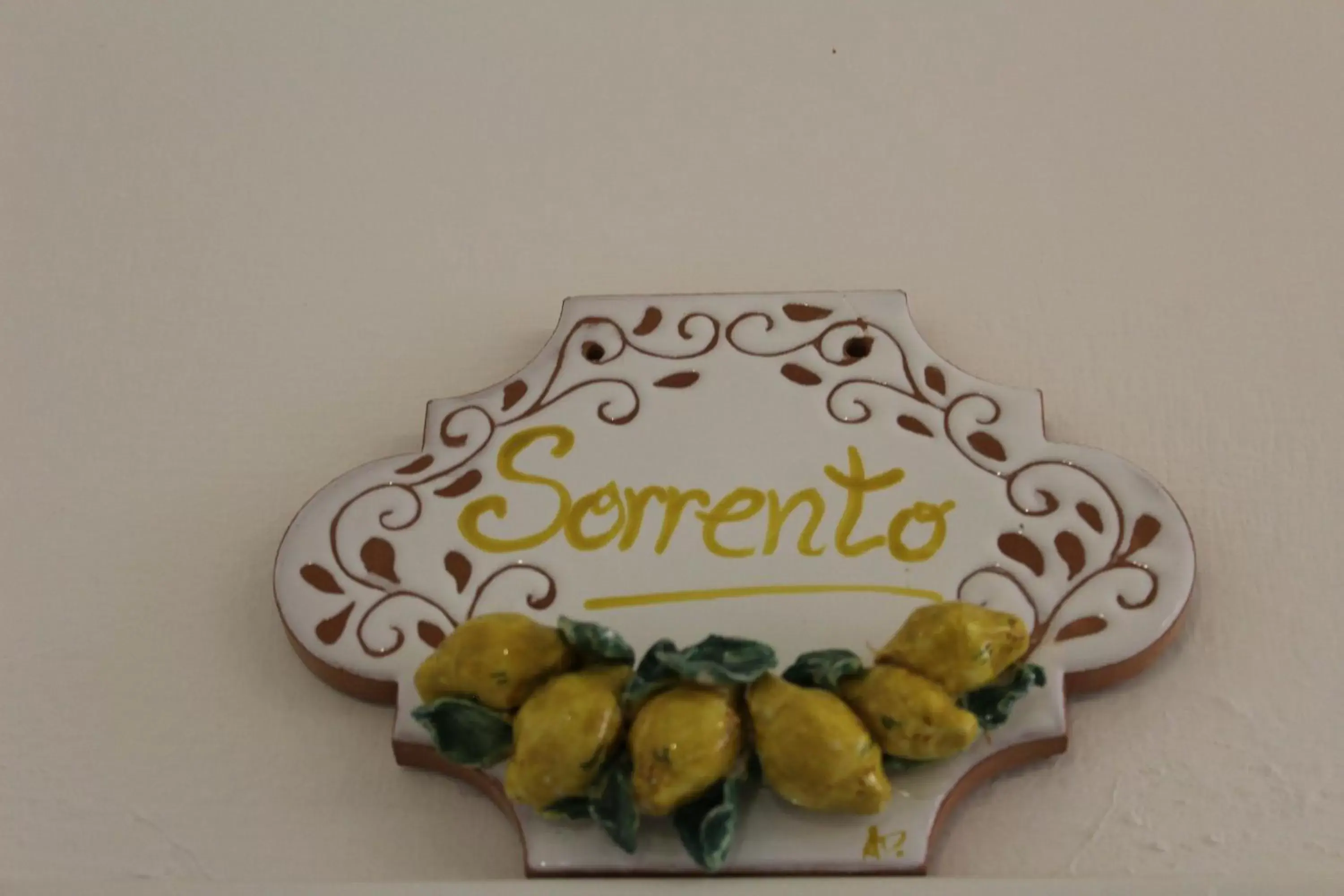 Logo/Certificate/Sign in Lemon Rooms Sorrento