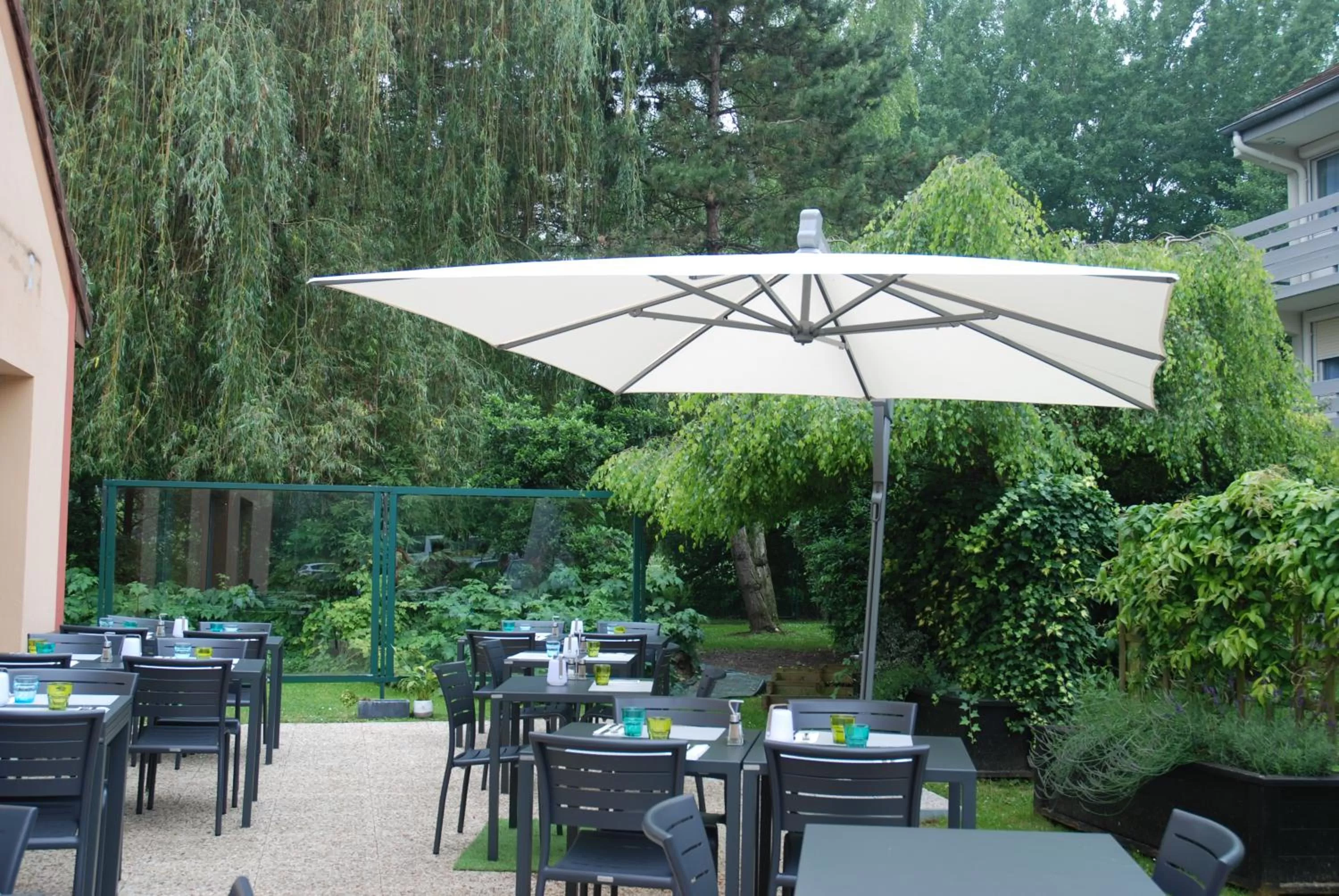 Patio in Campanile Creil - Villers-Saint-Paul