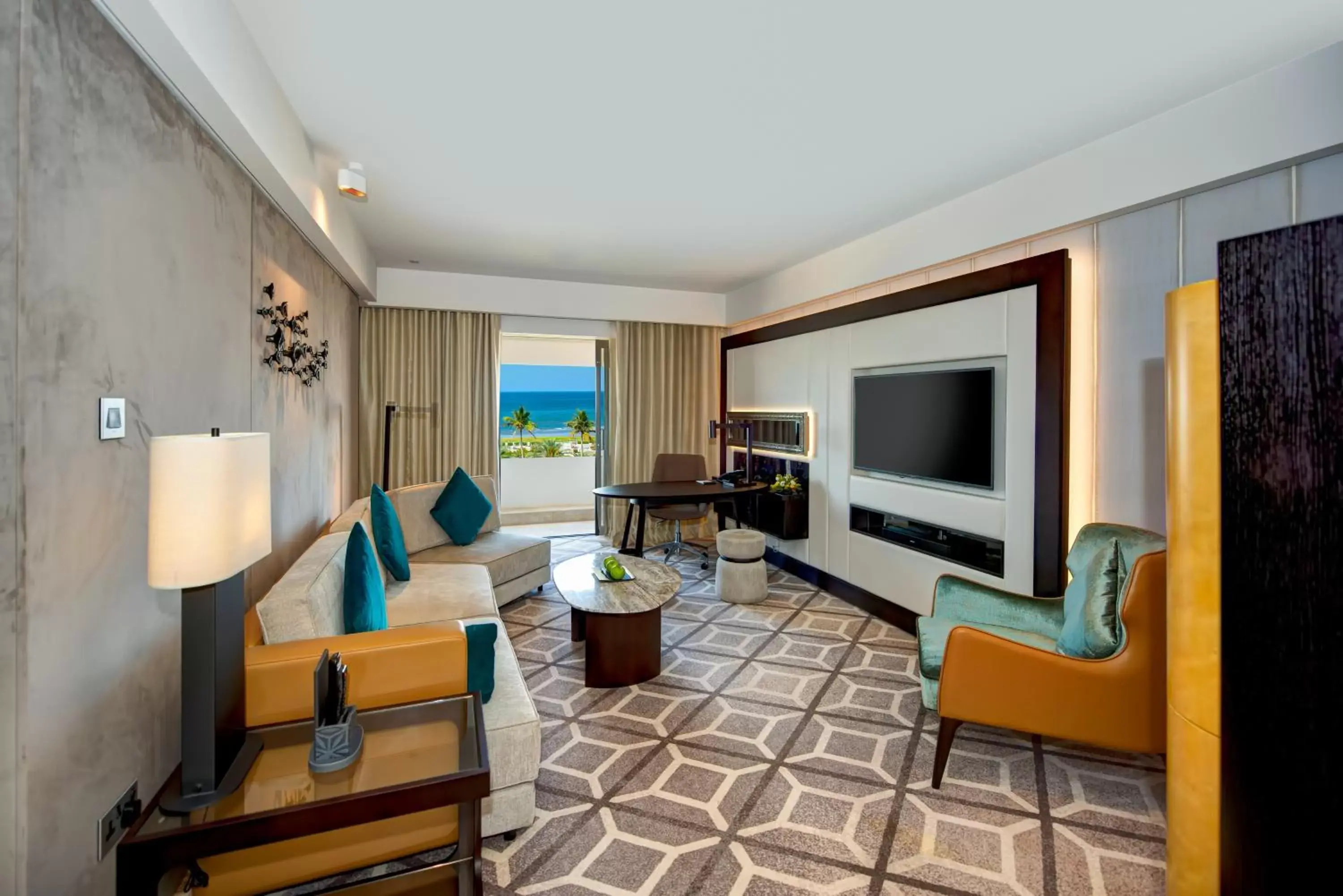 Living room, Seating Area in InterContinental Muscat, an IHG Hotel