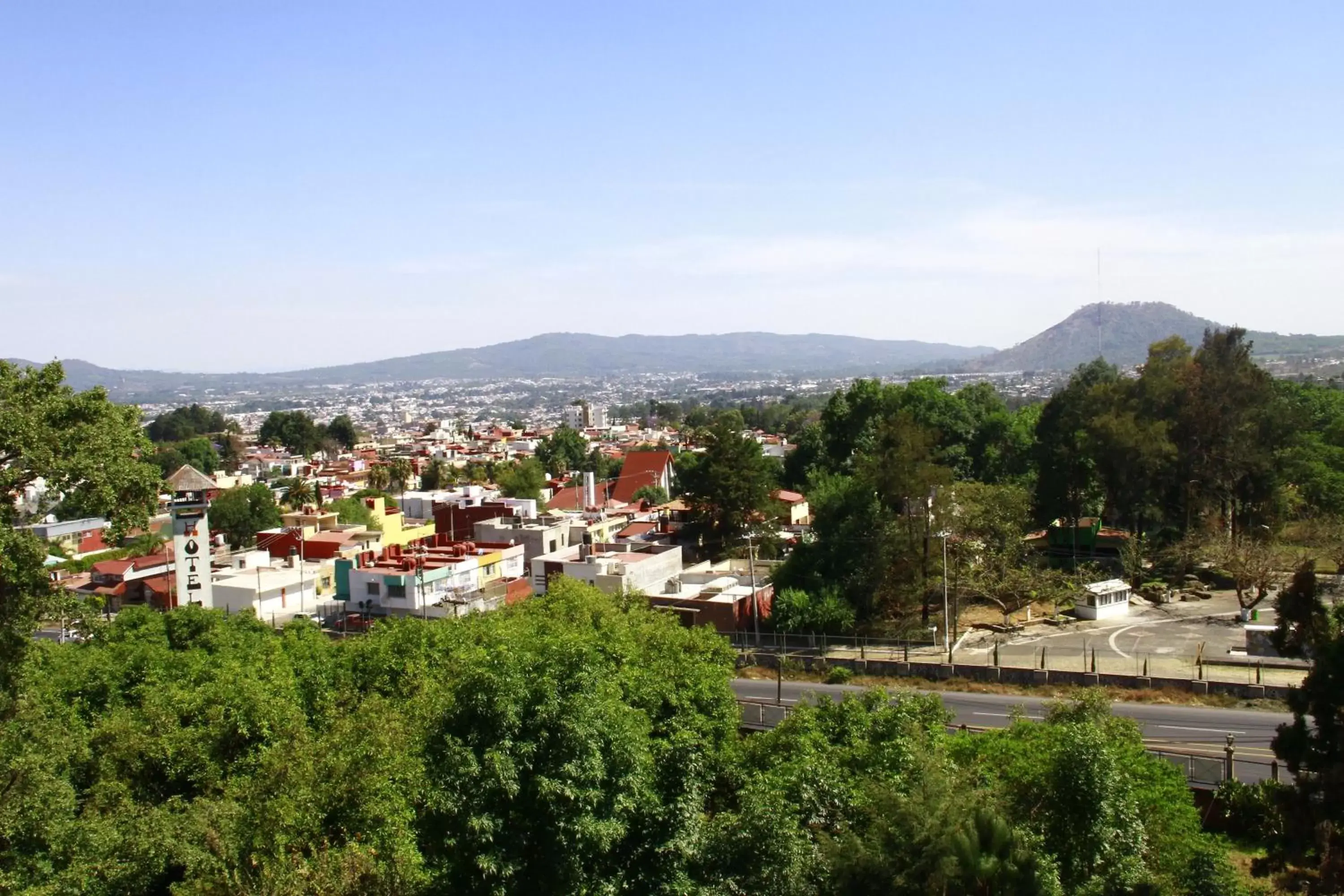 Street view, Mountain View in Hotel Pie de la Sierra