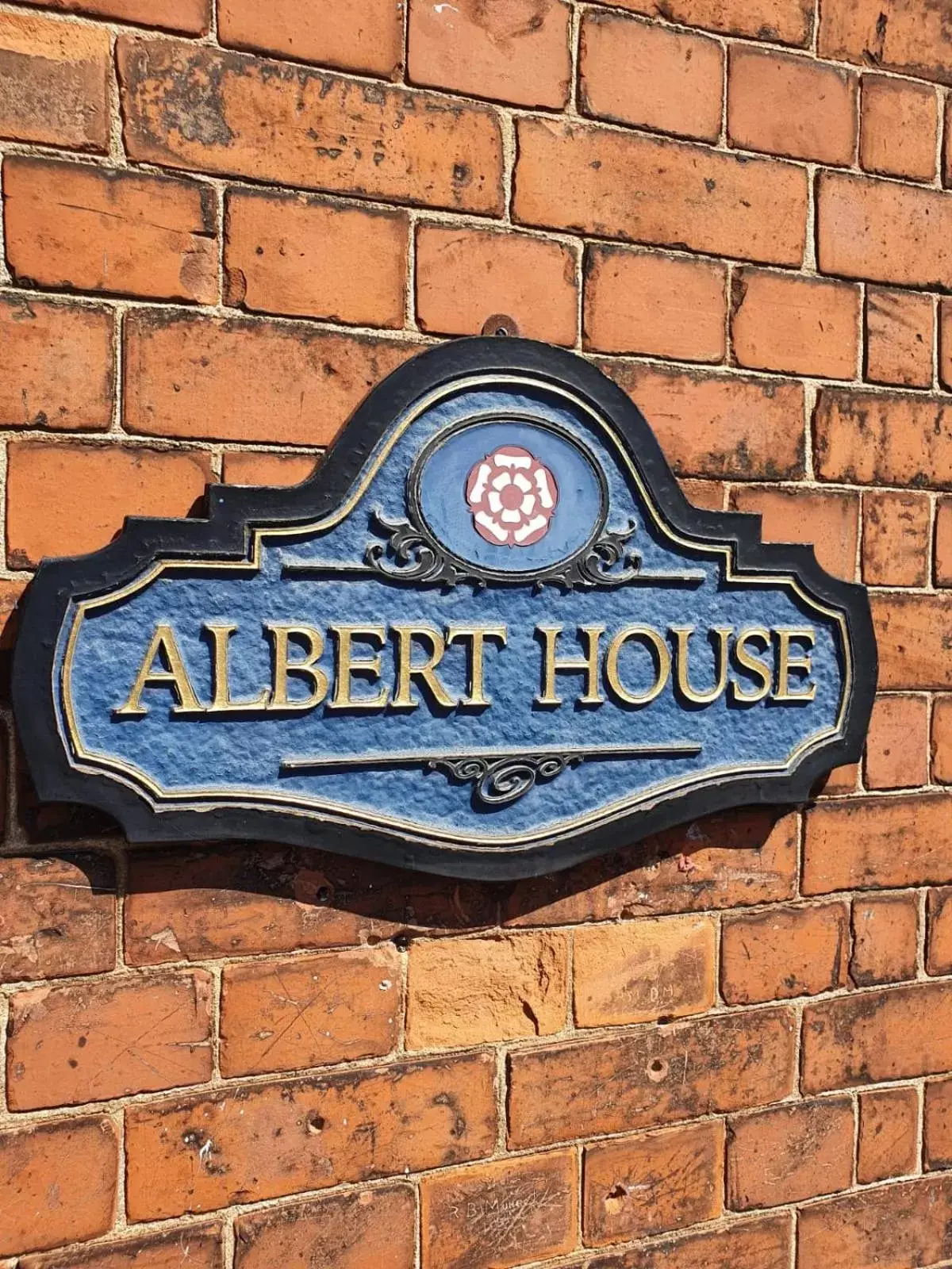 Property Logo/Sign in Albert House