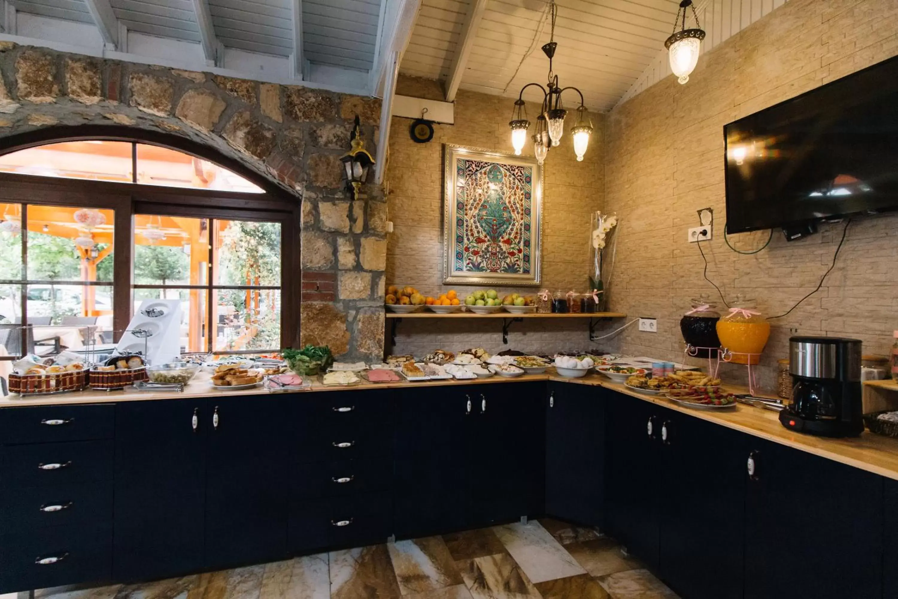 Food and drinks in Melrose Pansiyon Food and drinks in Melrose Pansiyon