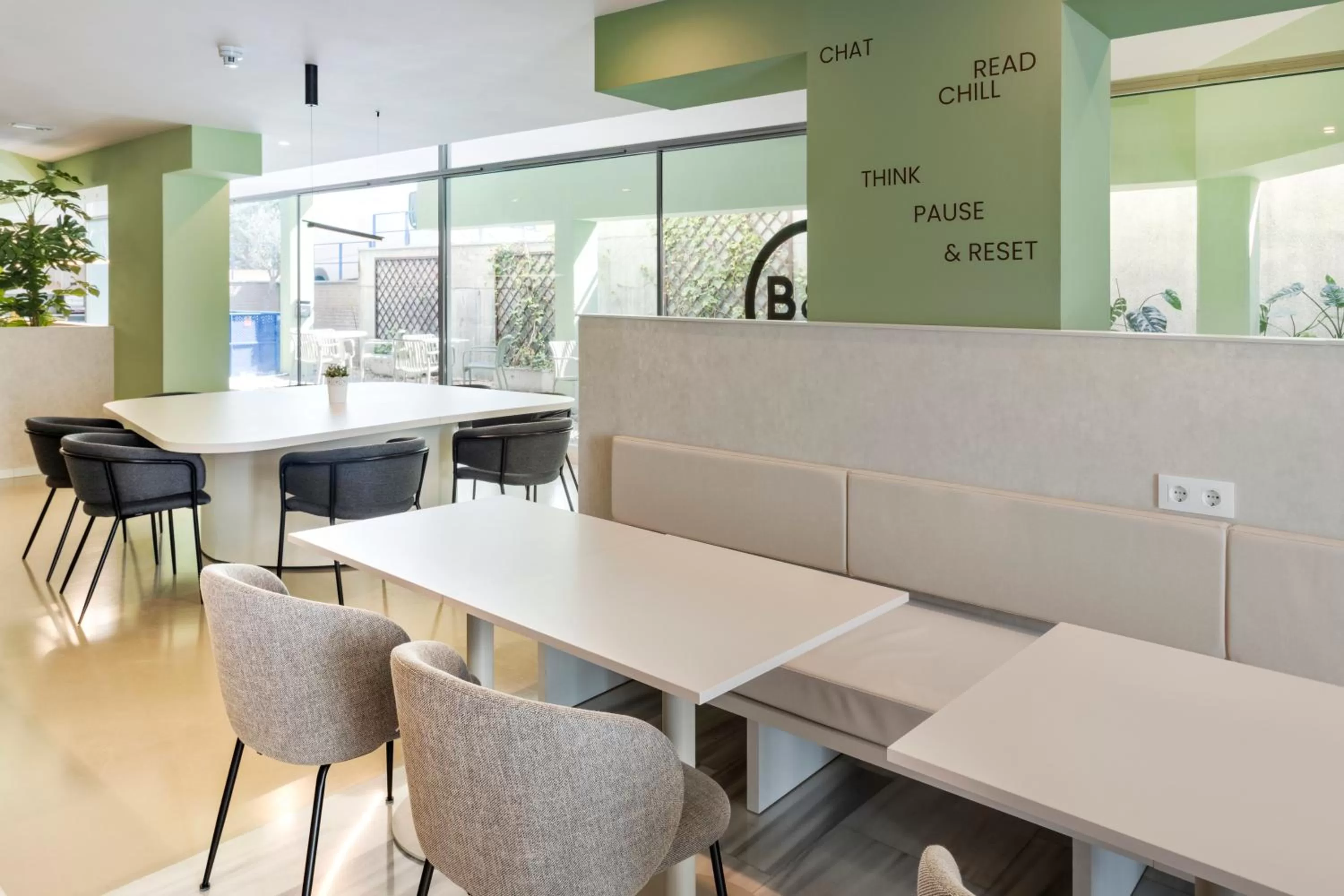 Lounge or bar in B&B HOTEL Madrid Pinar de las Rozas