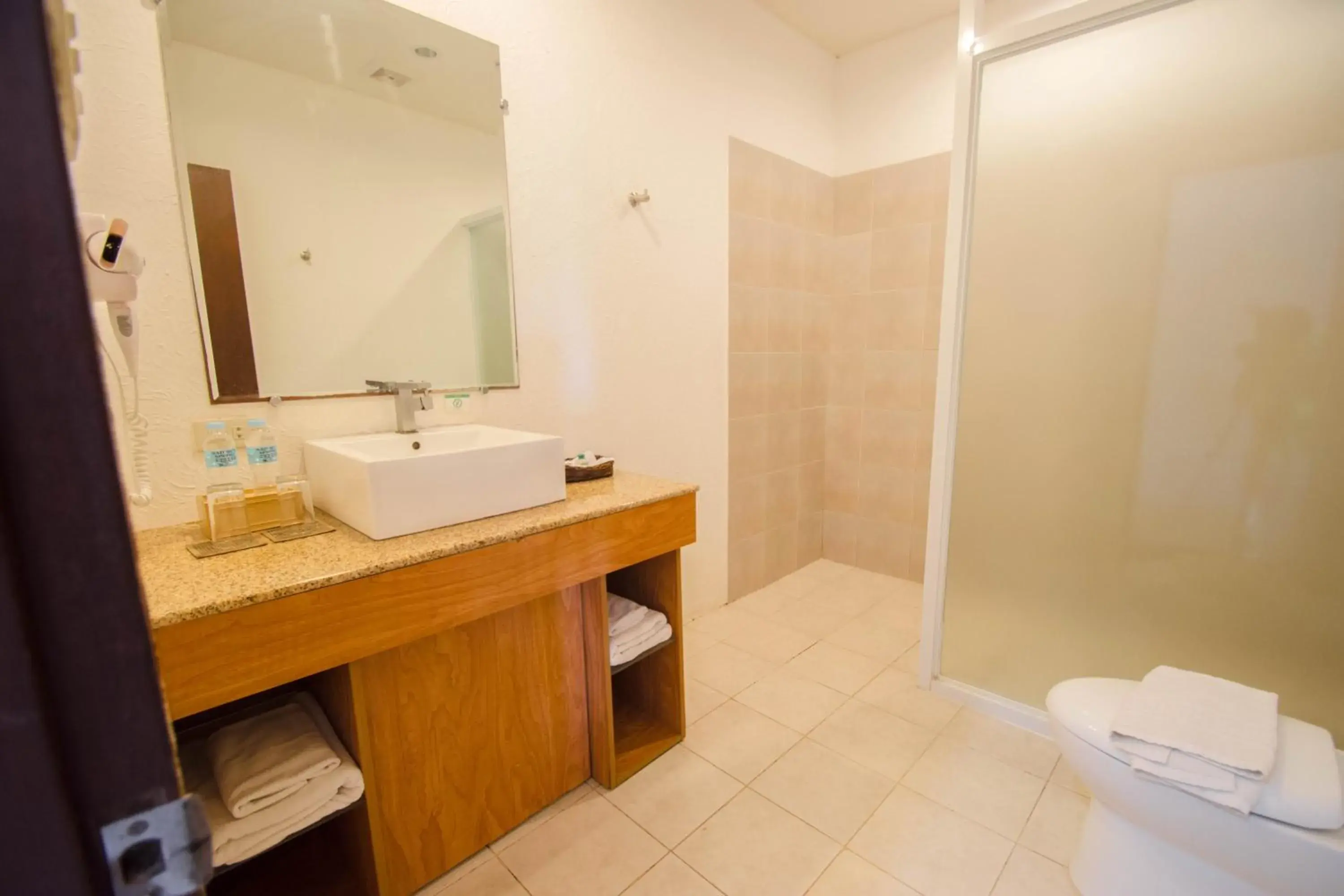 Shower, Bathroom in Almont Inland Resort