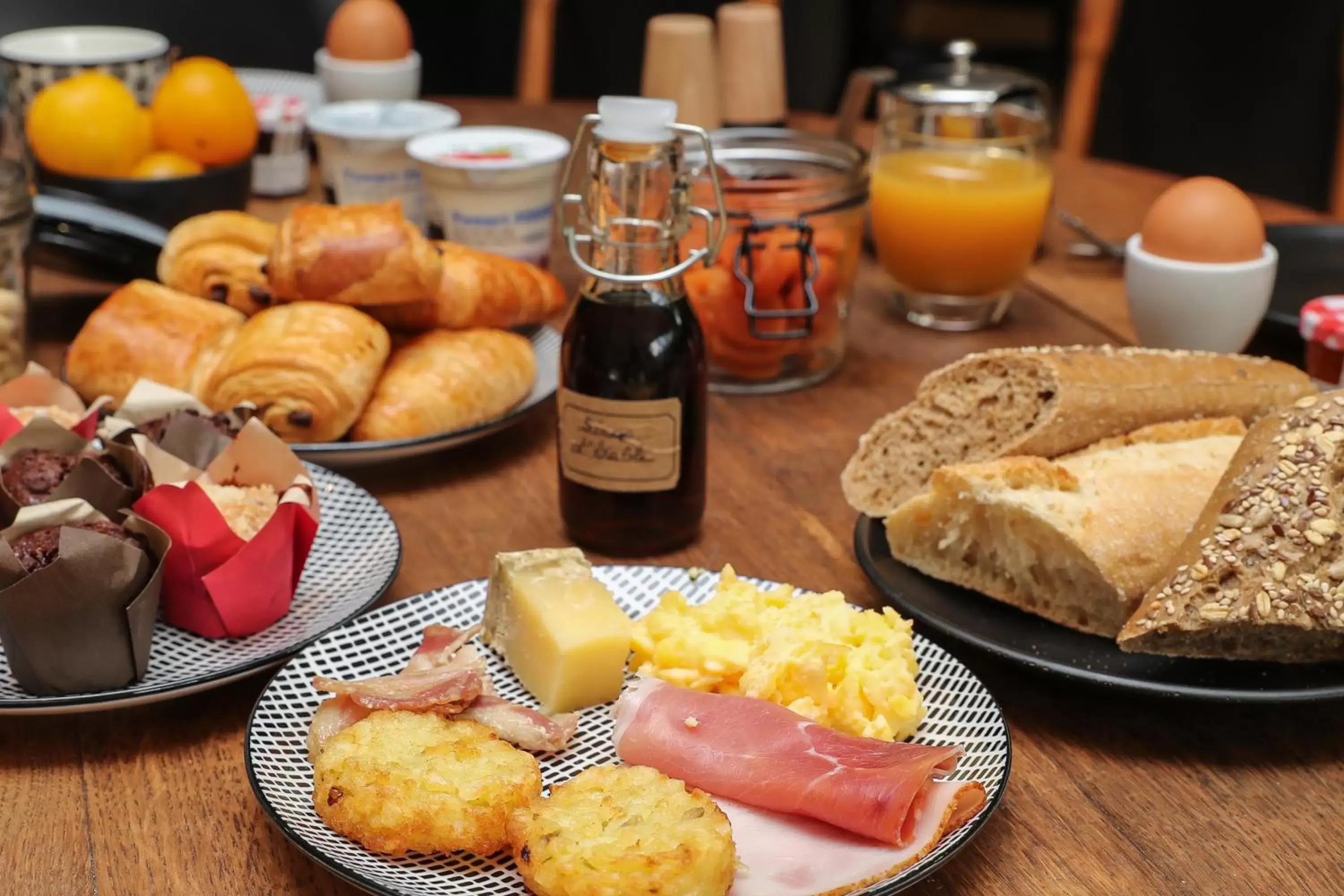 Breakfast in Hotel Le Quercy - Sure Hotel Collection by Best Western
