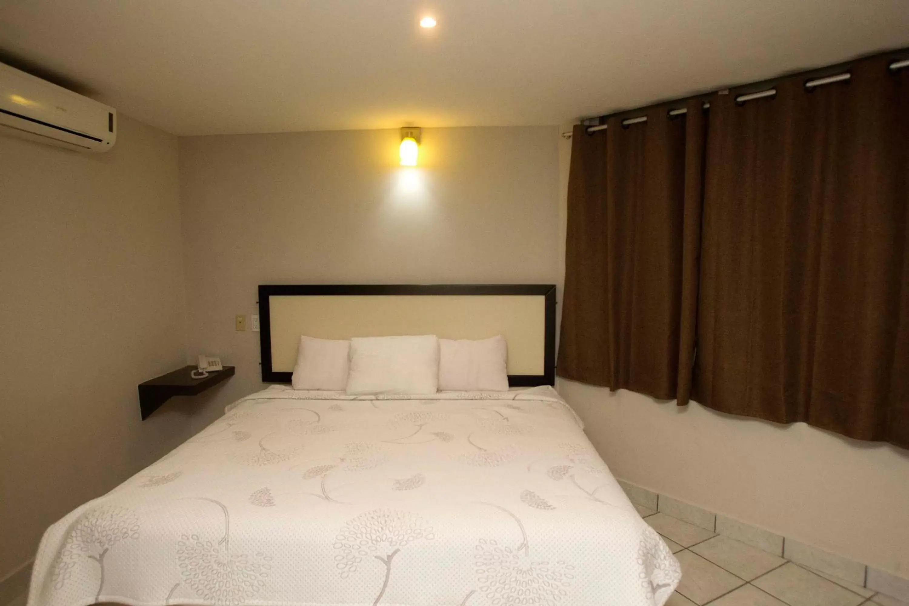 Bed in Hotel Florencia Poza Rica