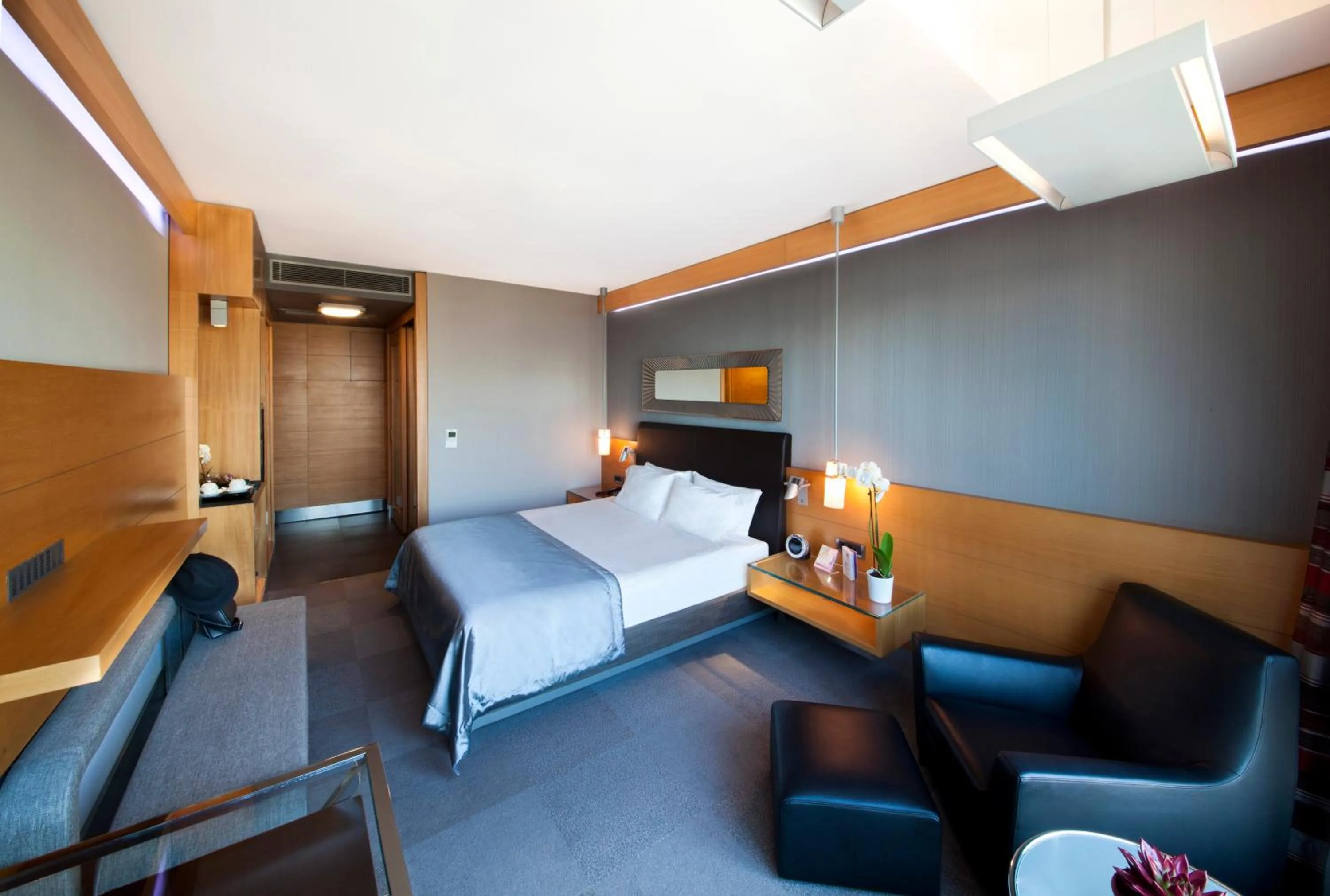 Photo of the whole room, Bed in Point Hotel Barbaros