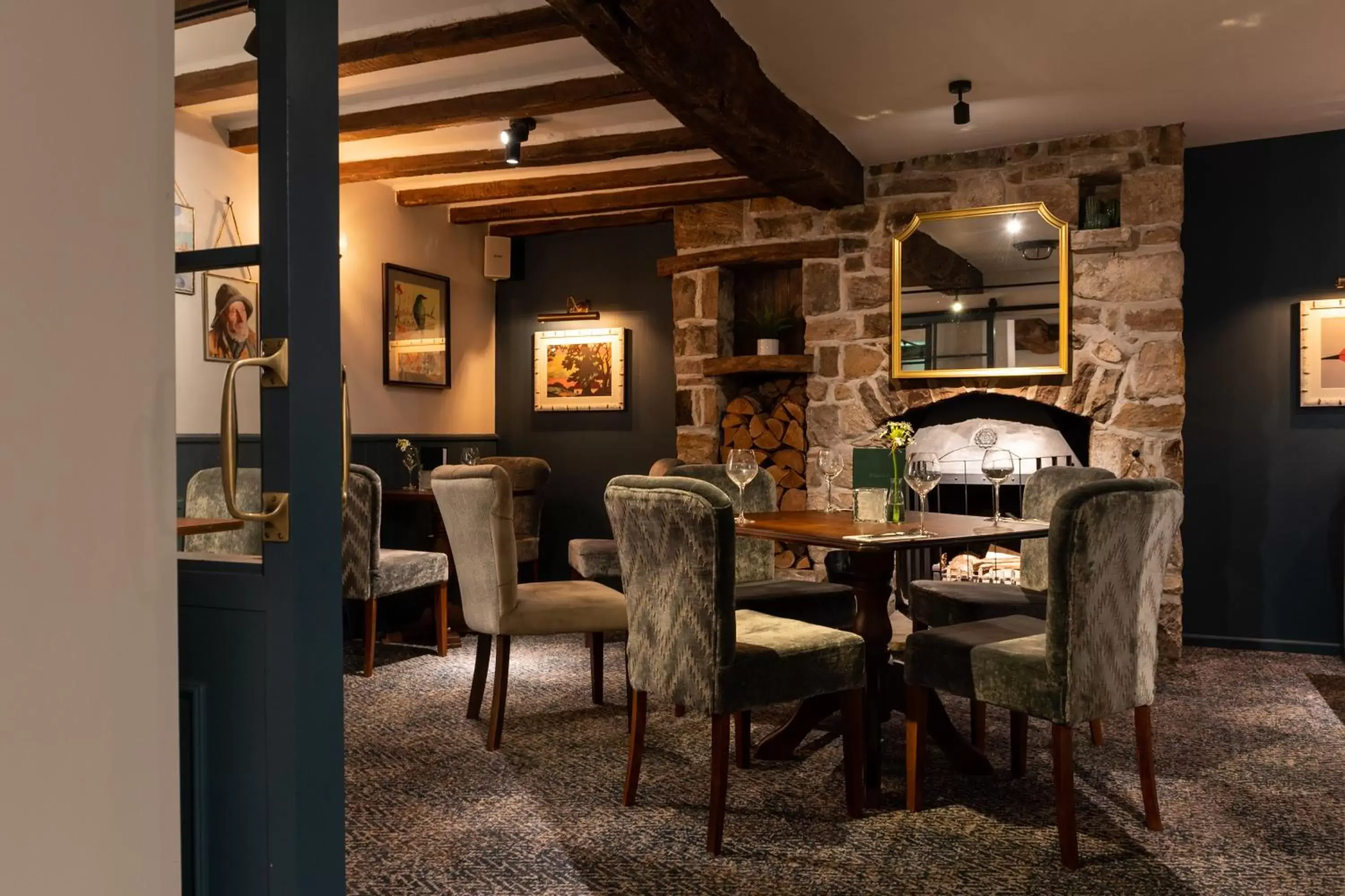 Restaurant/places to eat, Dining Area in The Hawes Inn by Innkeeper's Collection