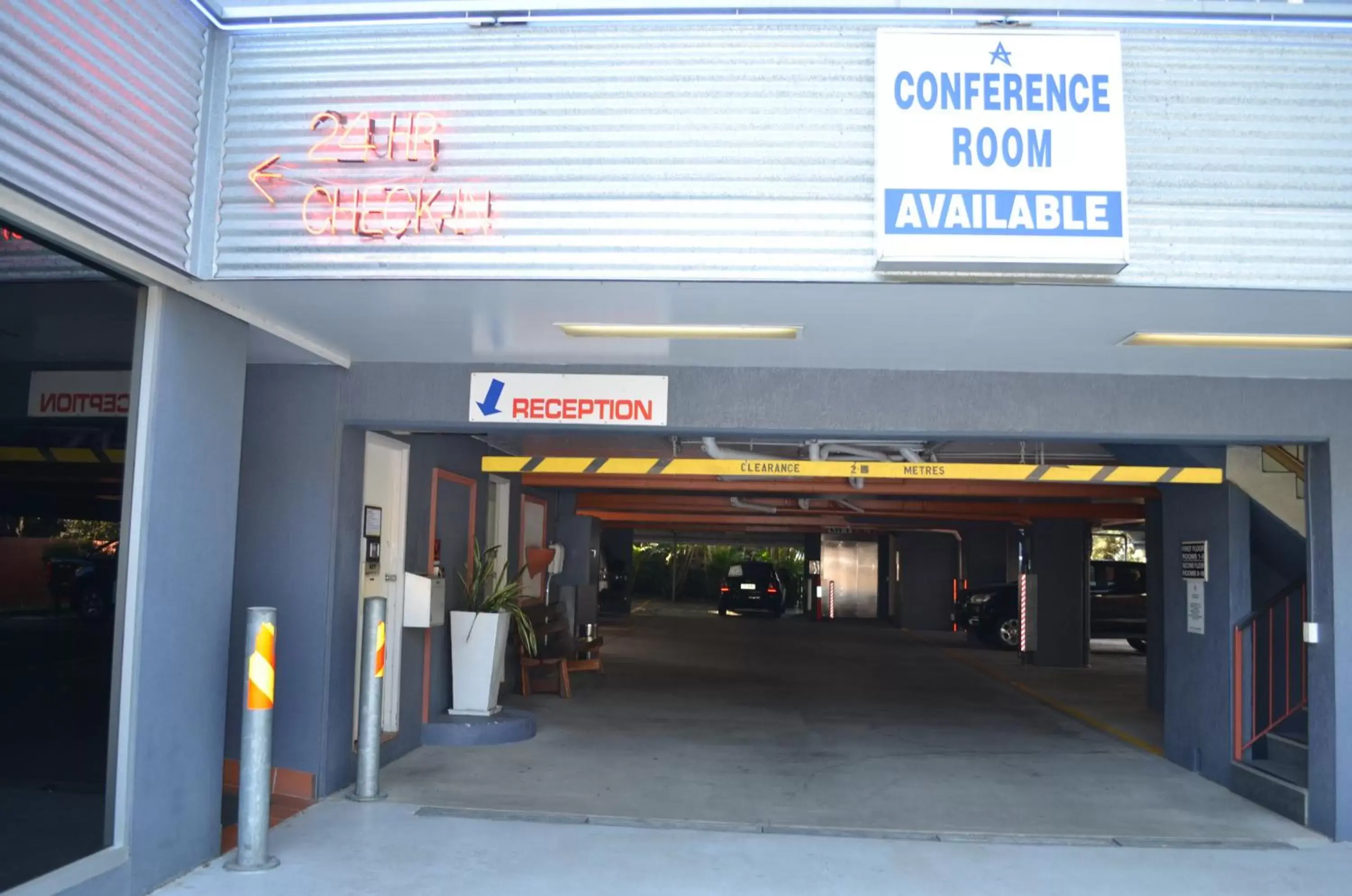 Facade/entrance in Airport Motel Brisbane