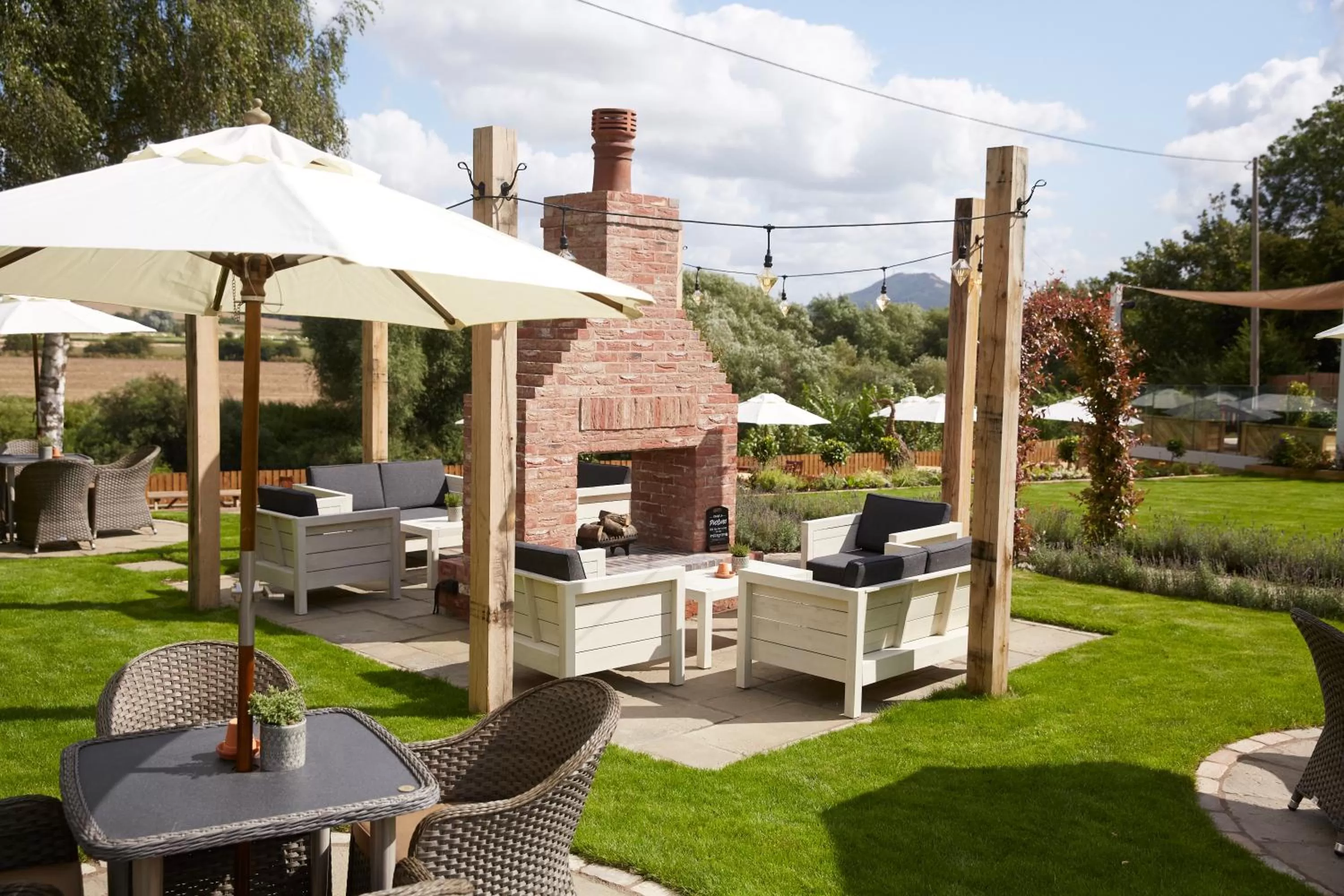 Garden in Riverside Inn by Chef & Brewer Collection