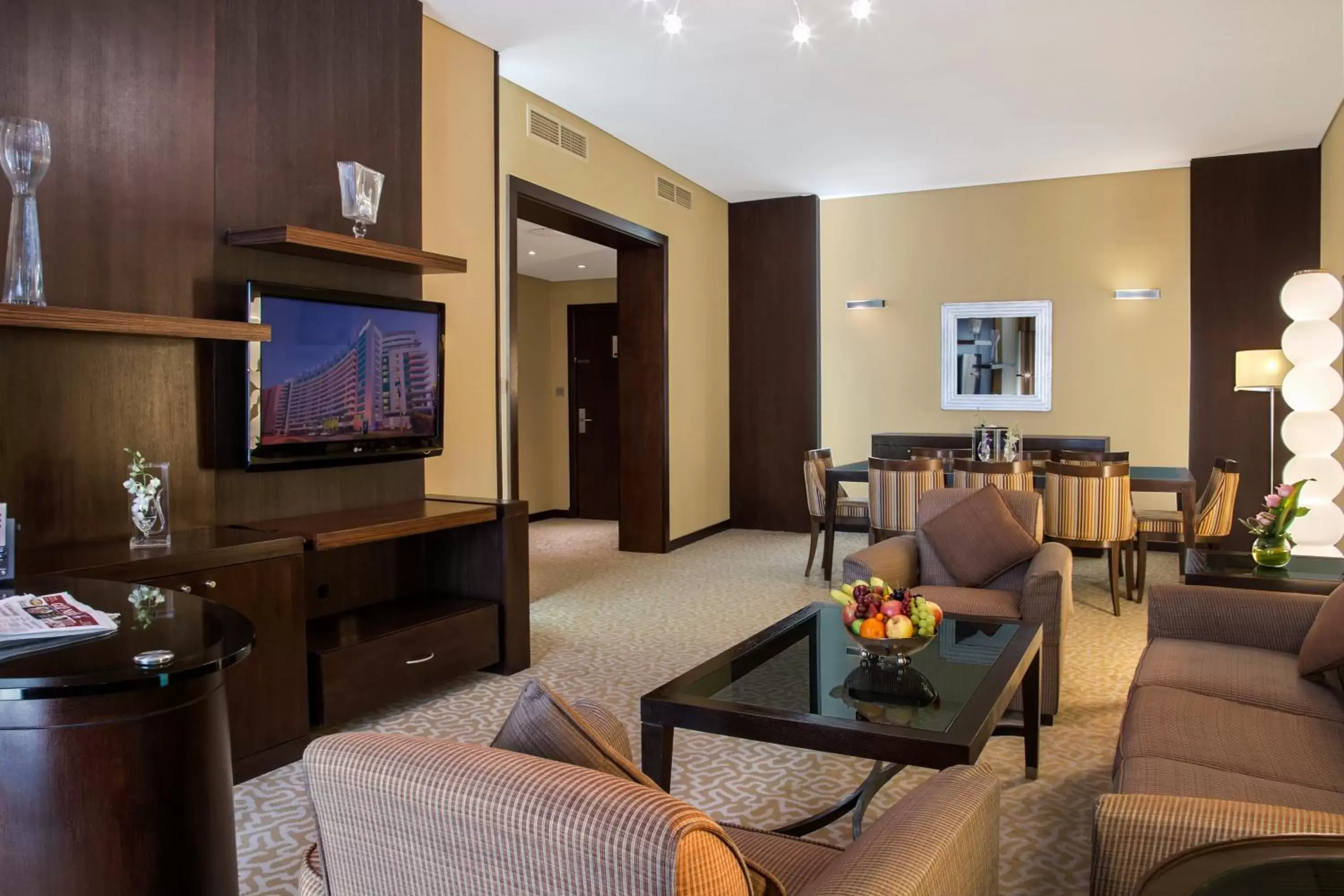 TV and multimedia, Seating Area in TIME Oak Hotel & Suites