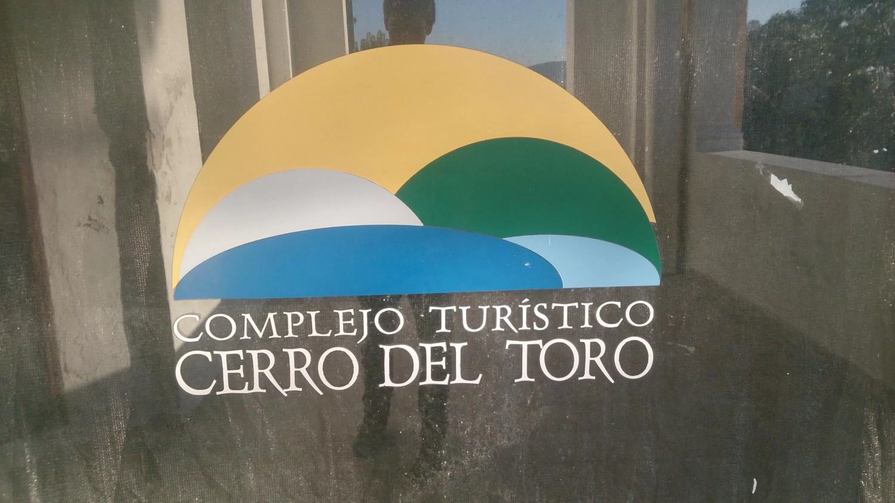 Property logo or sign in Complejo Laderas del Cerro