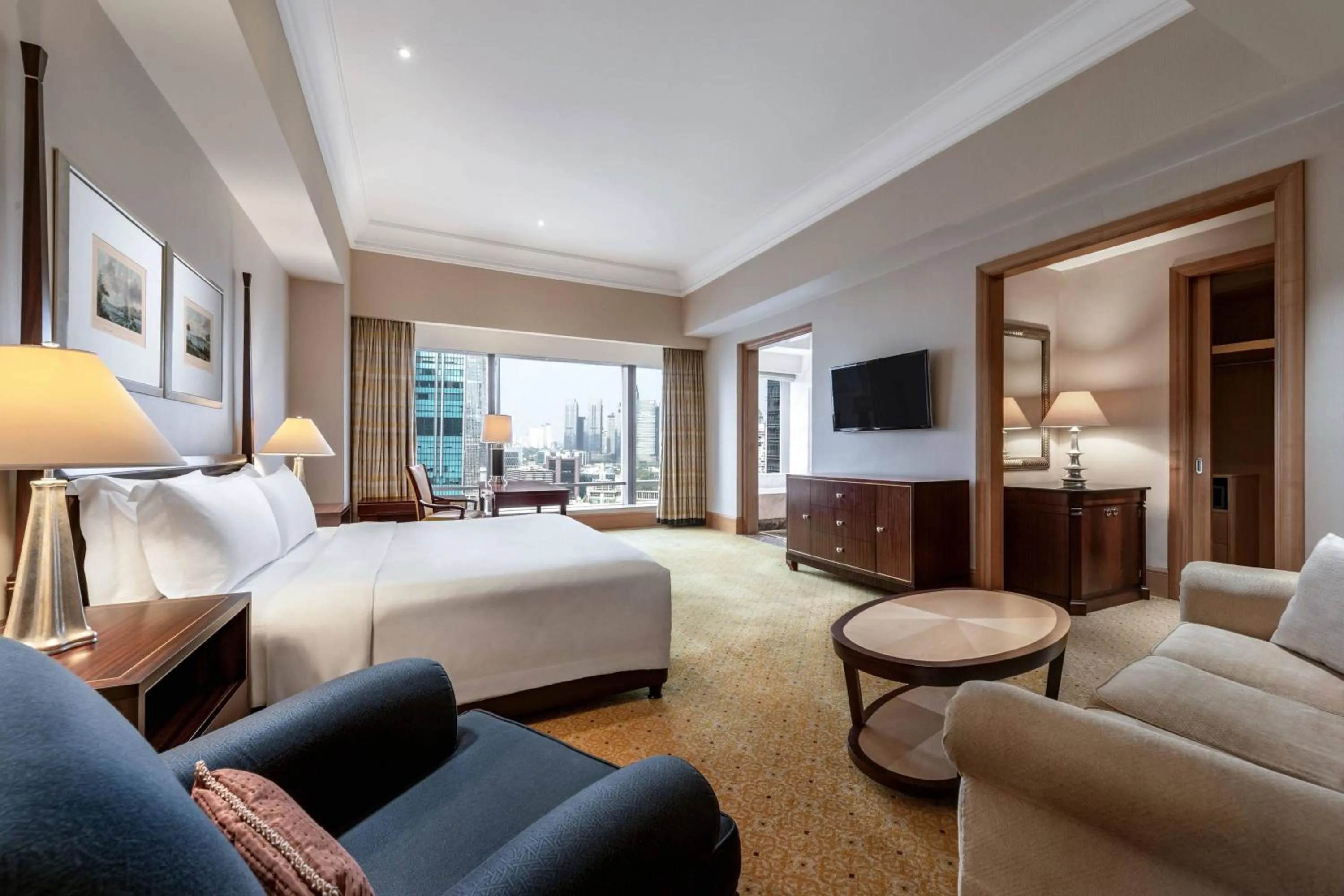 Photo of the whole room, Bed in The Ritz-Carlton Jakarta, Mega Kuningan
