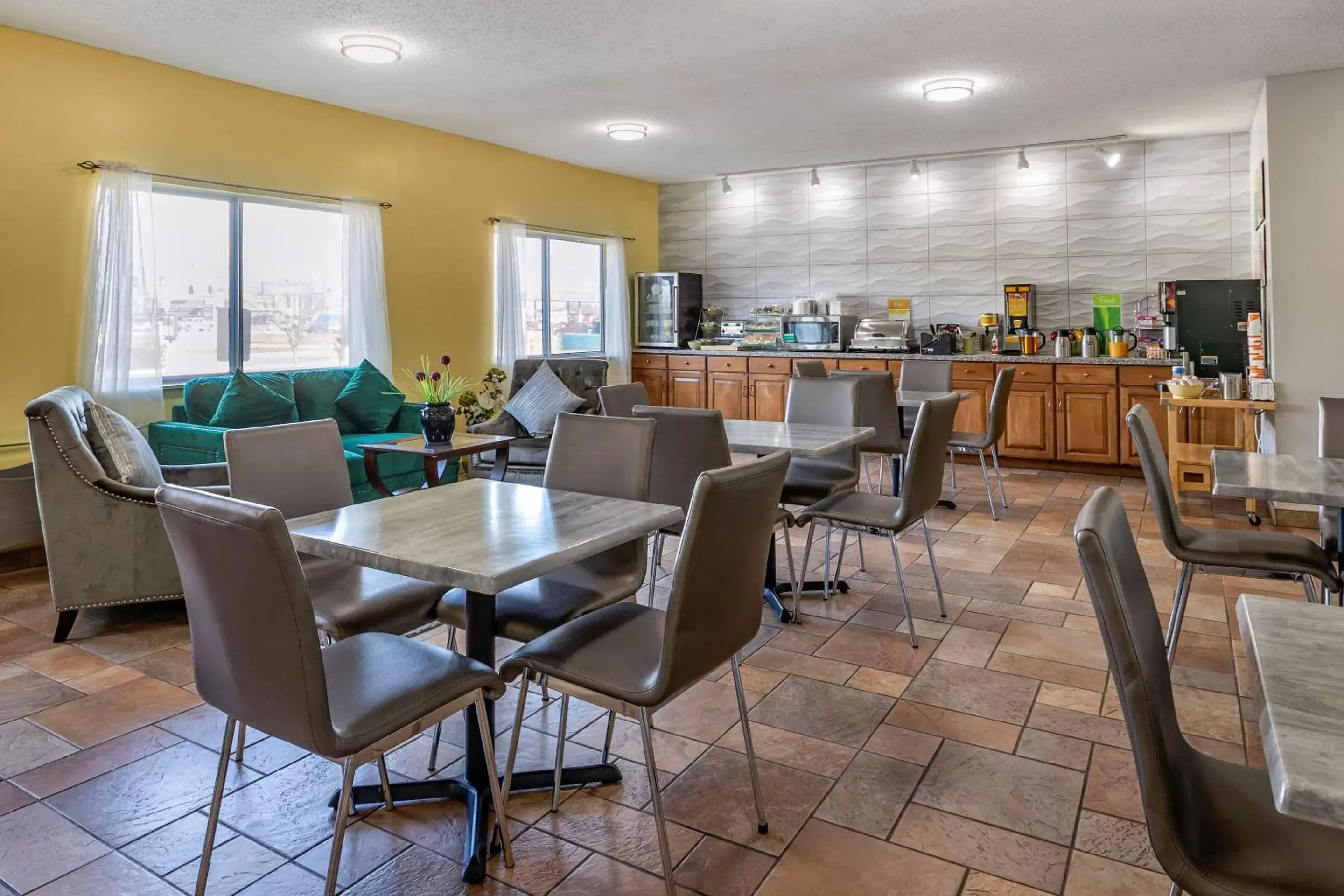 Restaurant/places to eat in Quality Inn Kirksville Restaurant/places to eat in Quality Inn Kirksville