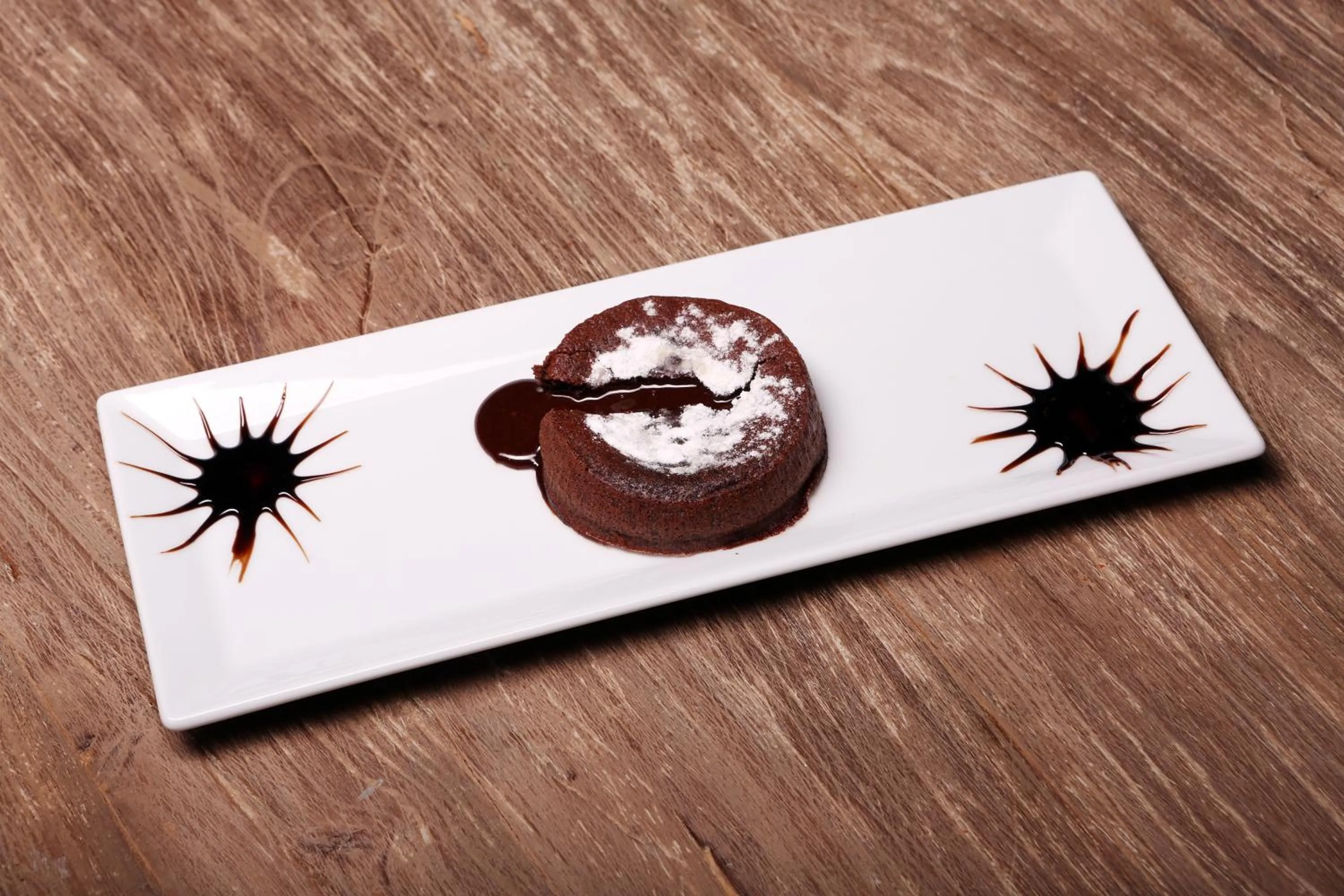 Restaurant/places to eat in Sarissa Hotel