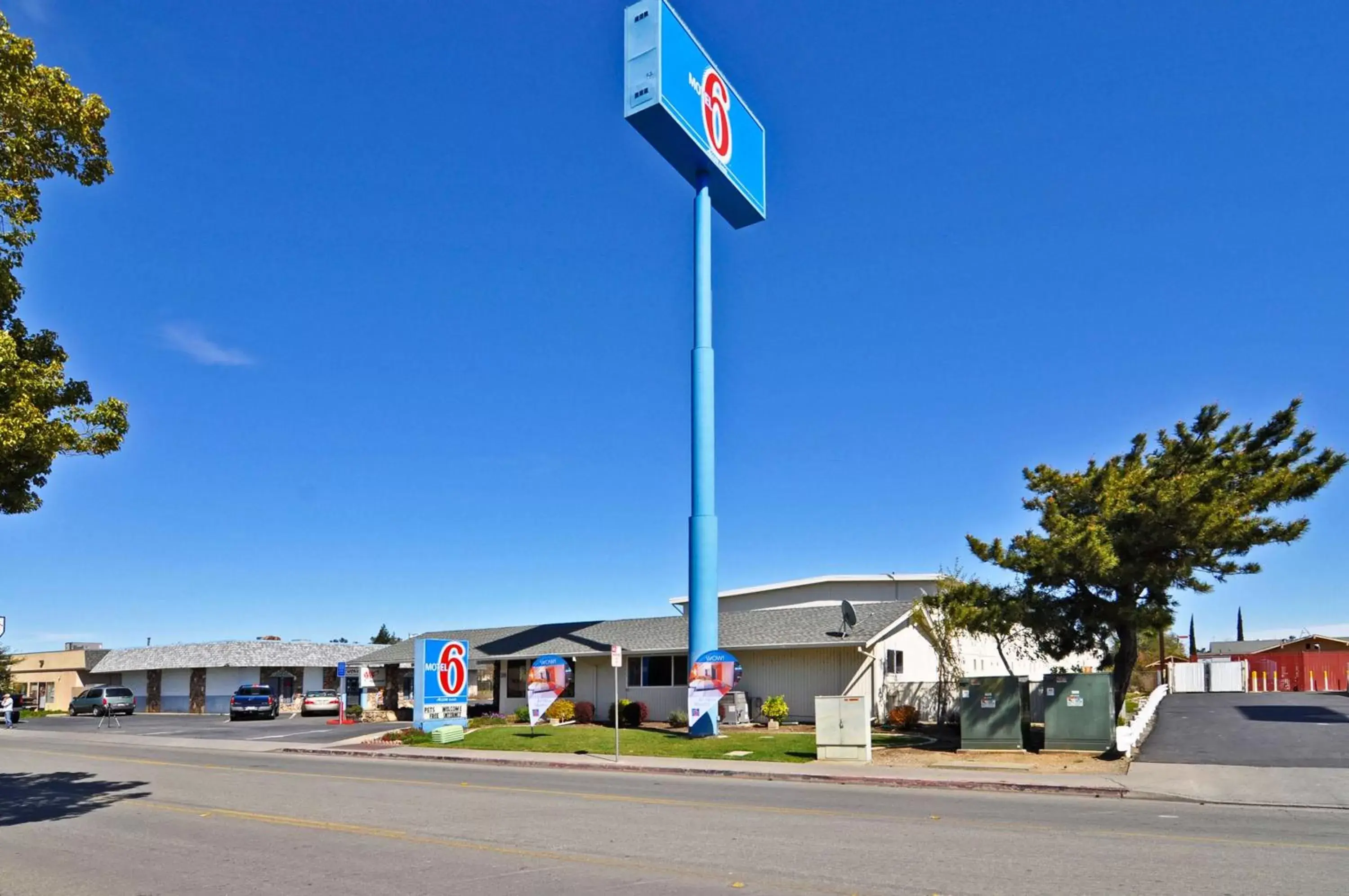 Property building, Nearby Landmark in Motel 6-Willows, CA