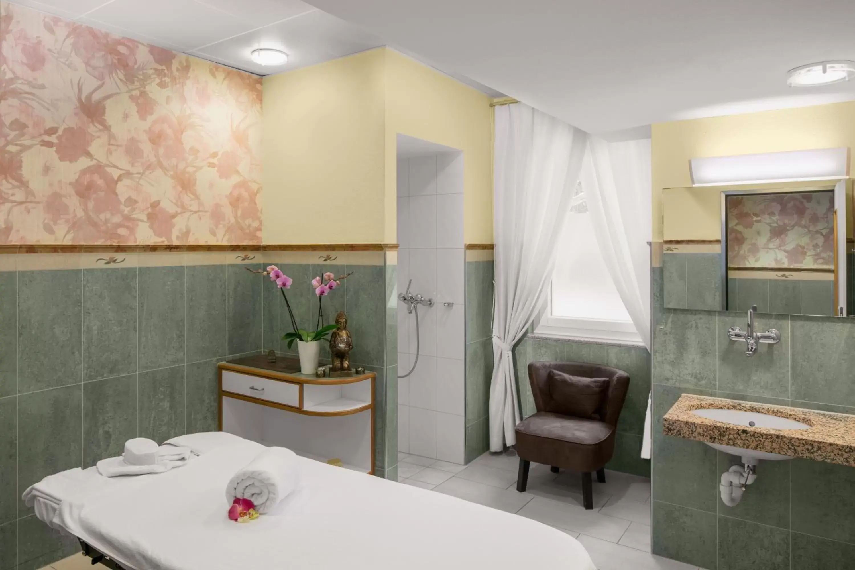 Massage, Bathroom in Hotel Waldegg - Adults only