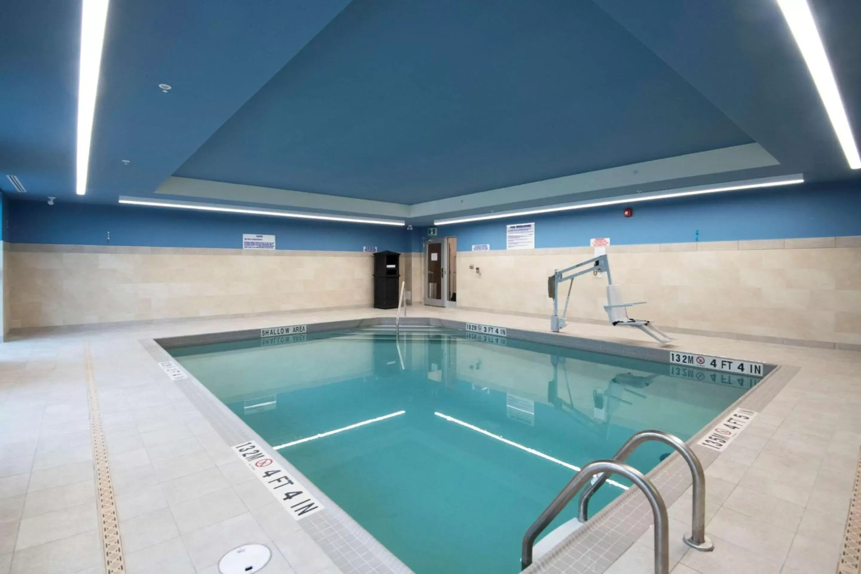 Activities, Swimming Pool in Comfort Inn & Suites