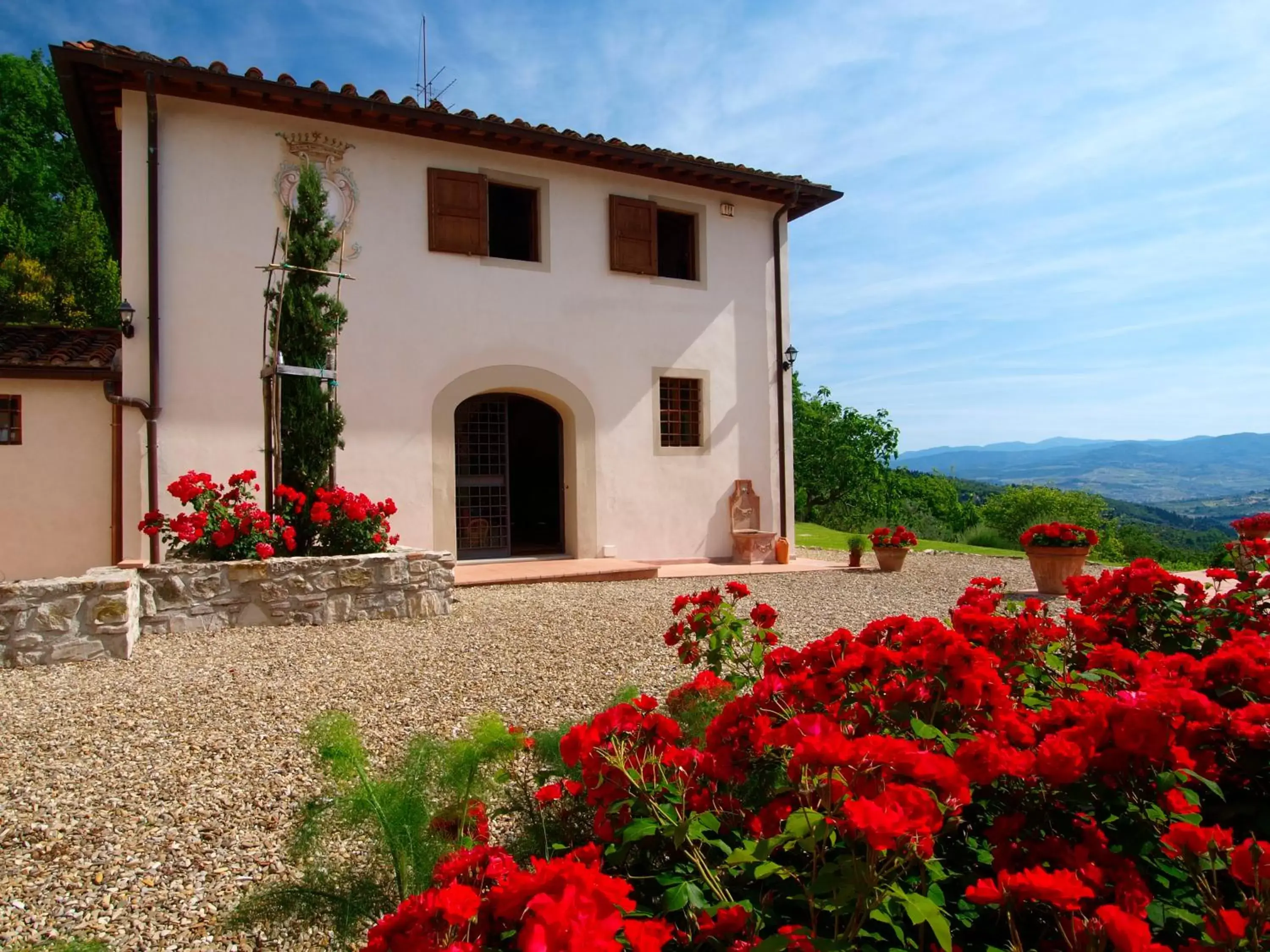 Facade/entrance, Property Building in Casignano