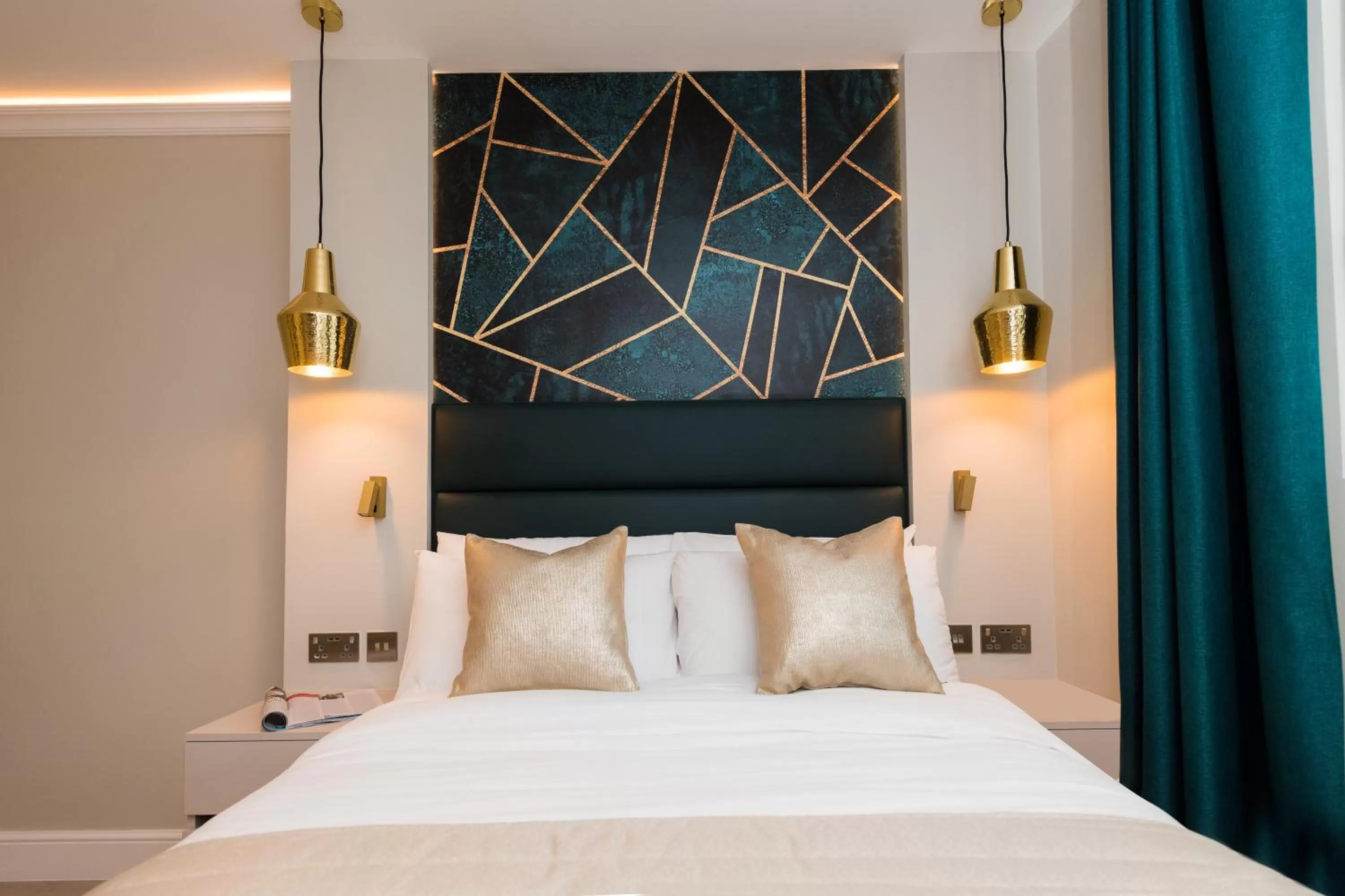 Bed in West End Lane II