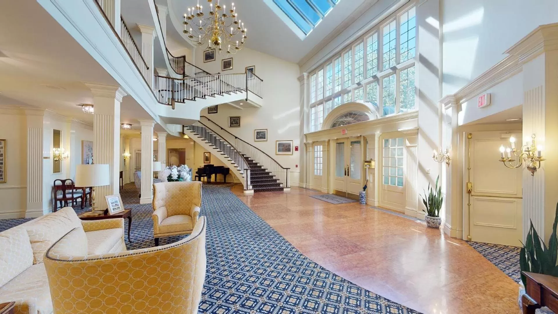 Seating area in Avon Old Farms Hotel