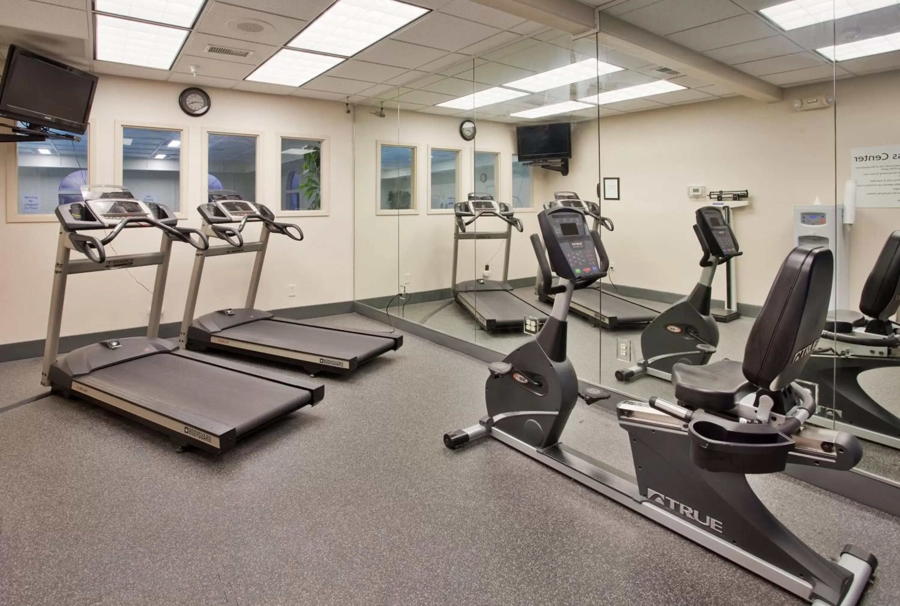 Fitness centre/facilities, Fitness Center/Facilities in Holiday Inn Express Hotel & Suites Beatrice