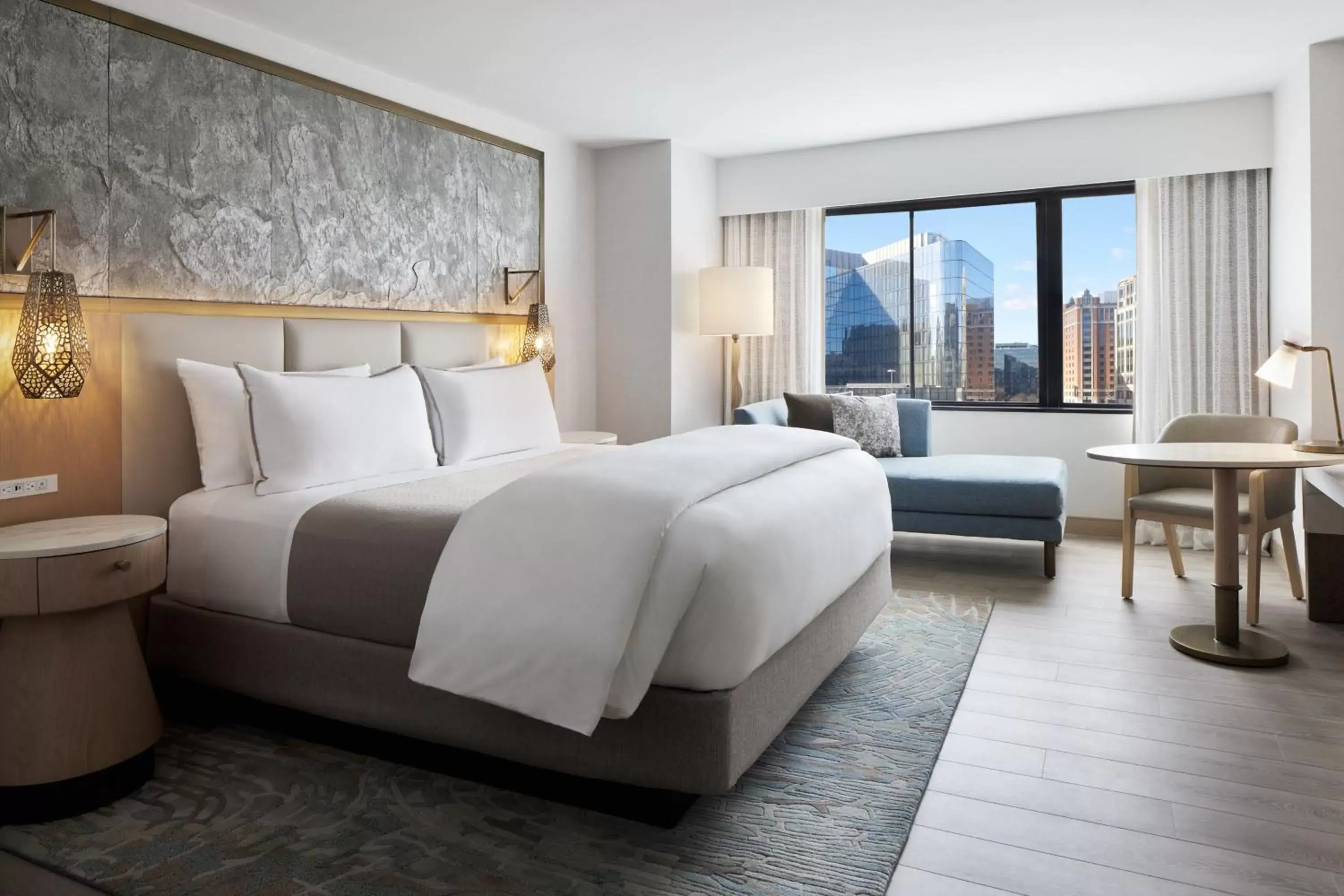 King Room with City View in The Westin DC Downtown King Room with City View in The Westin DC Downtown