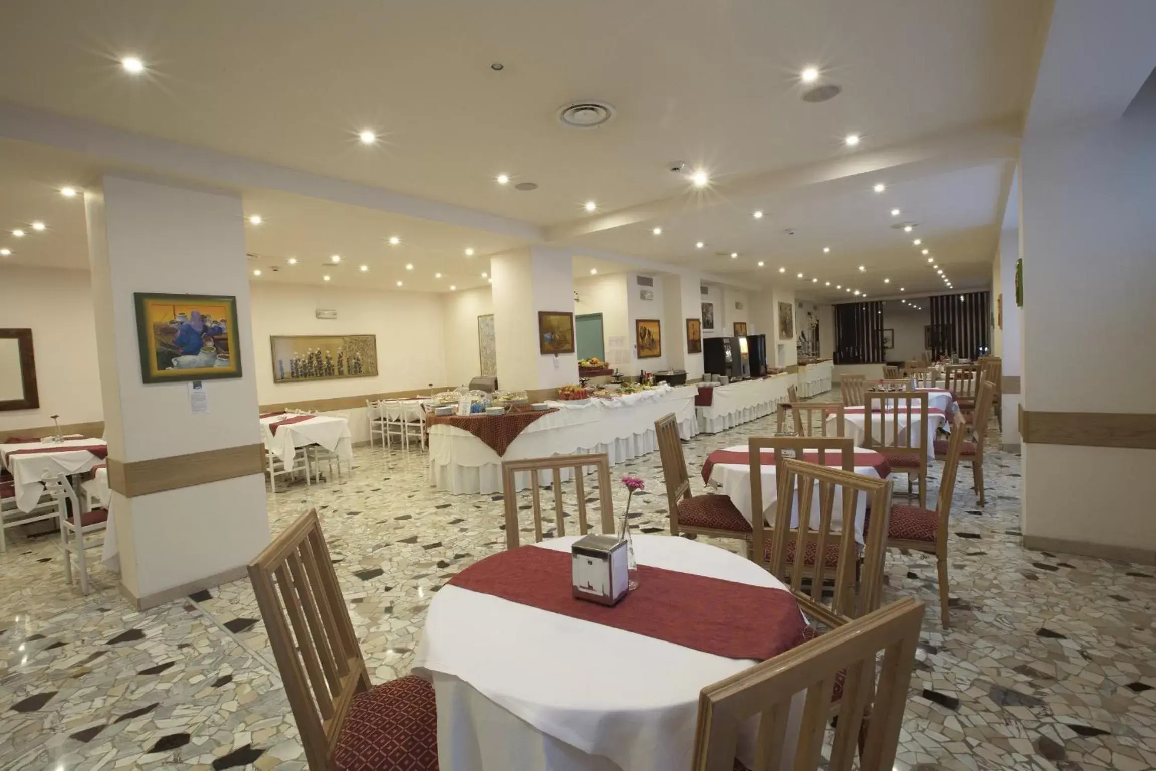 Banquet/Function facilities, Restaurant/Places to Eat in iH Hotels Milano St. John