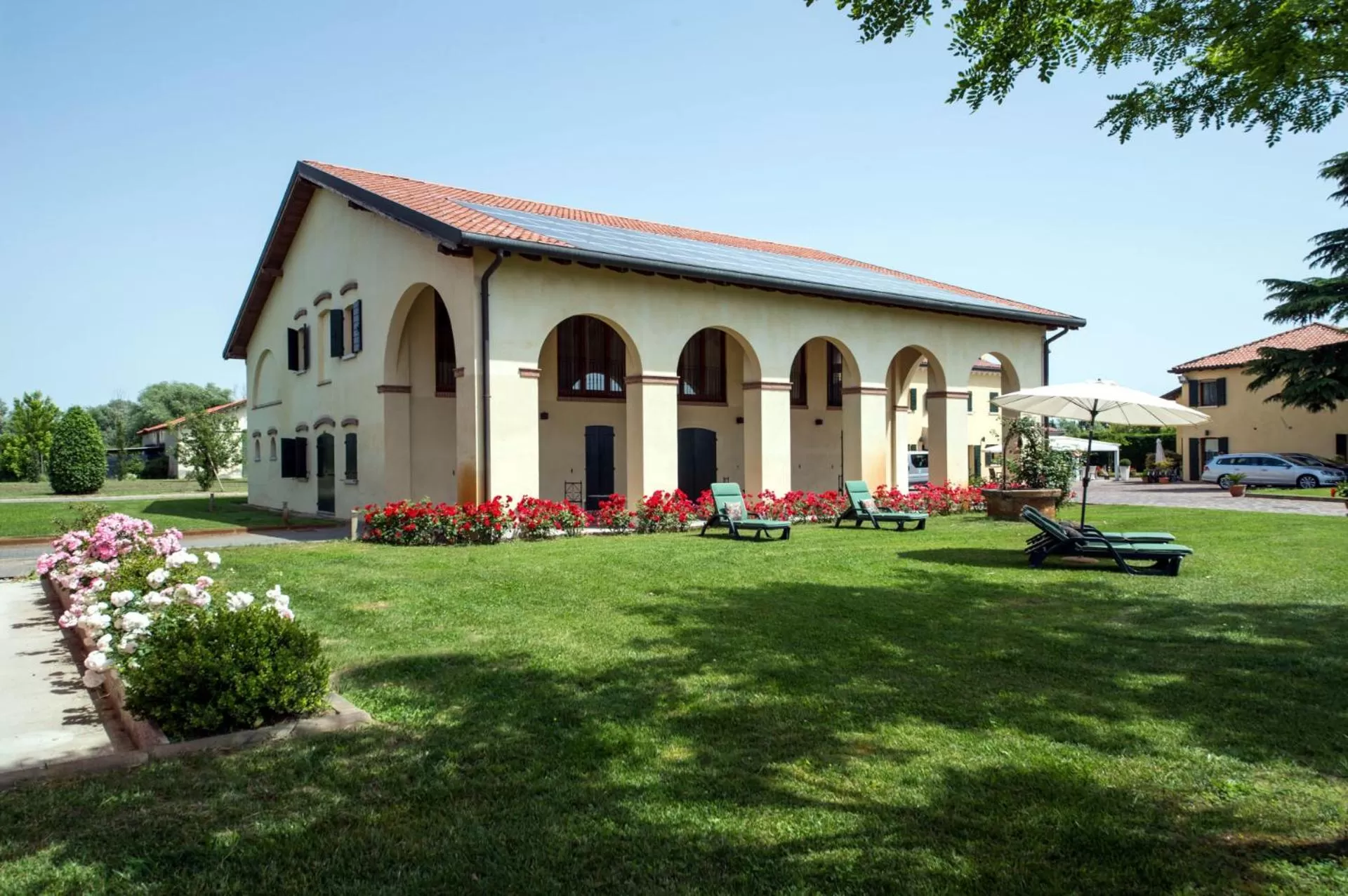 Property building in Hotel Venice Resort Airport