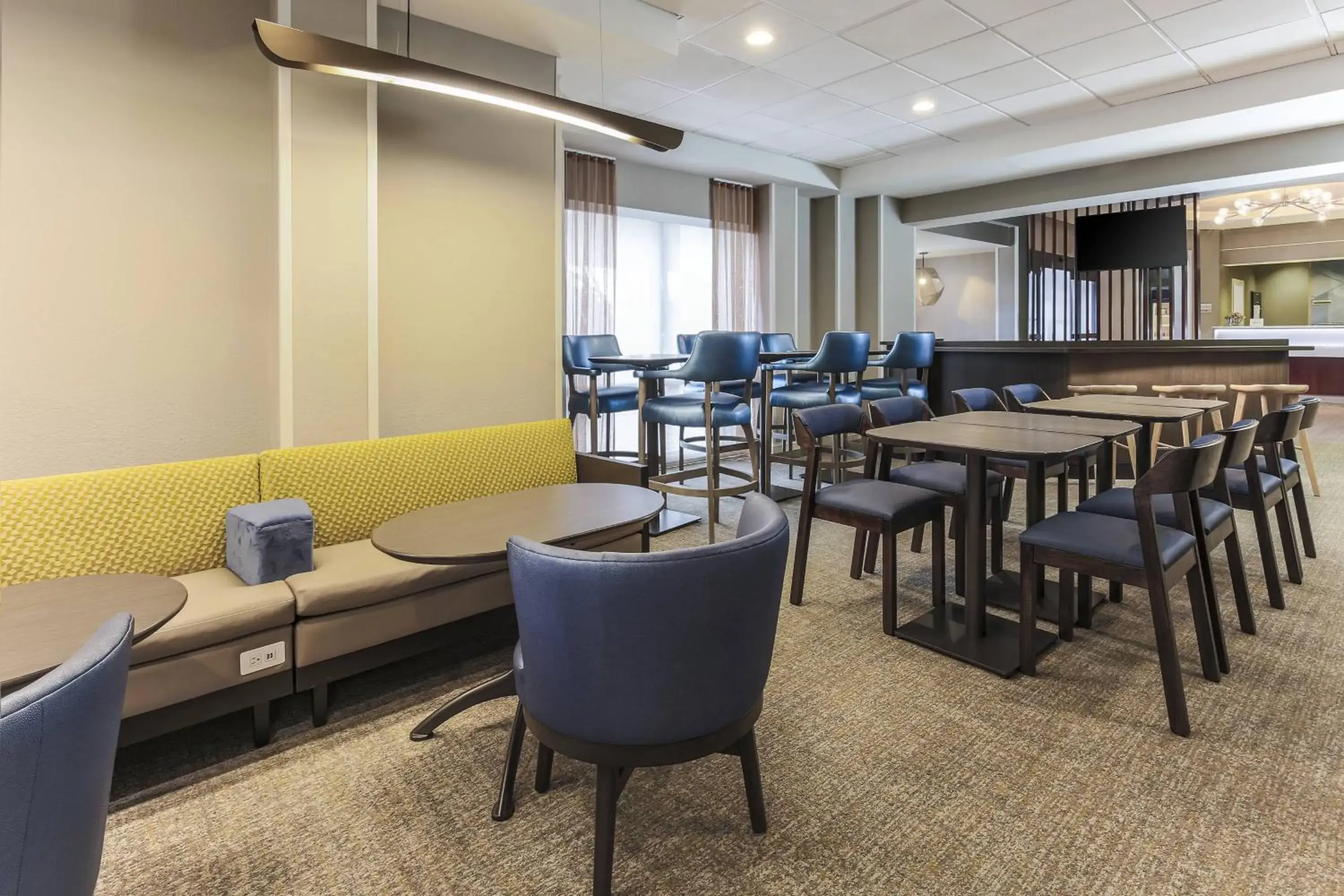 Restaurant/places to eat, Lounge/Bar in SpringHill Suites by Marriott Austin Parmer/Tech Ridge