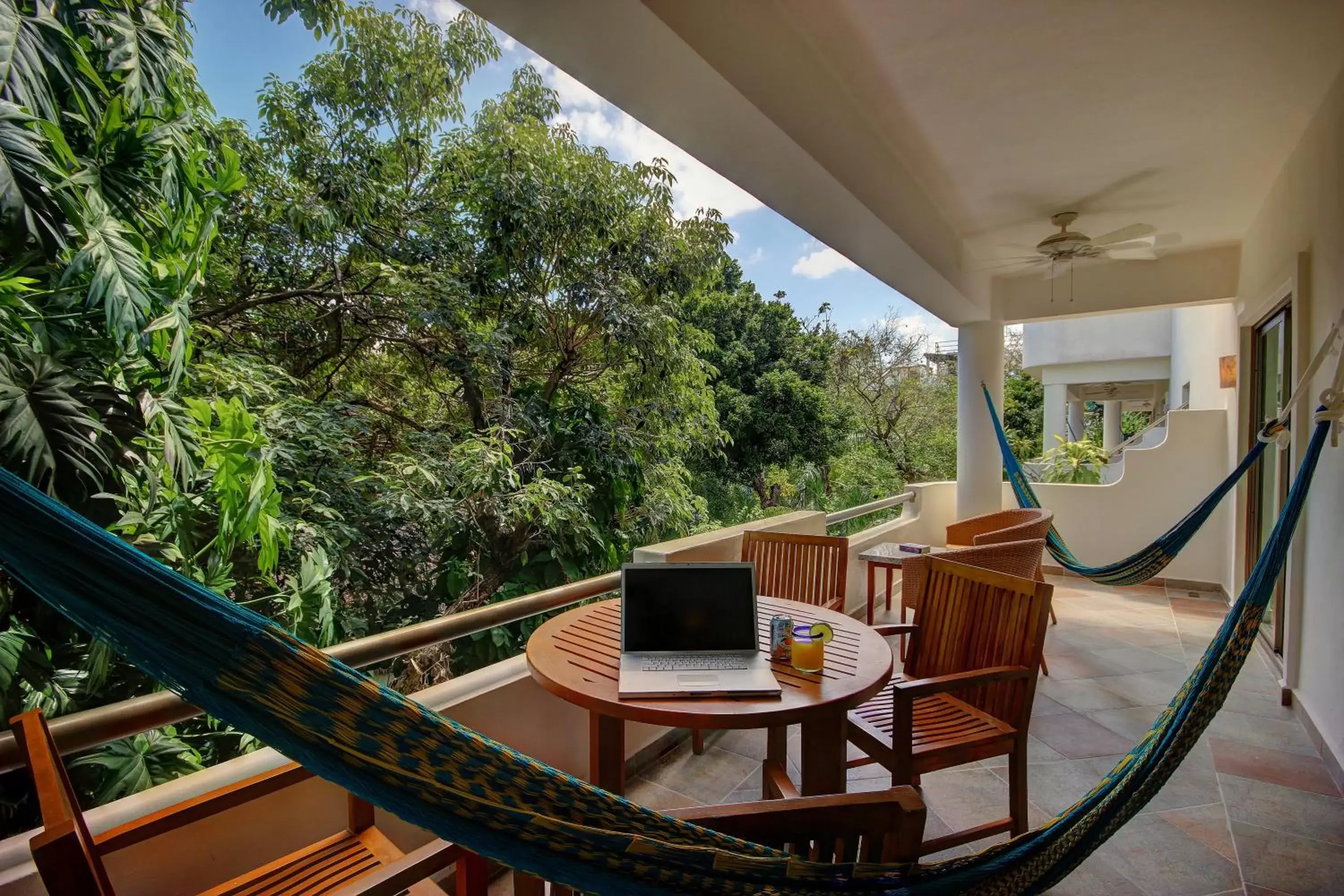 Garden, Balcony/Terrace in Riviera Maya Suites